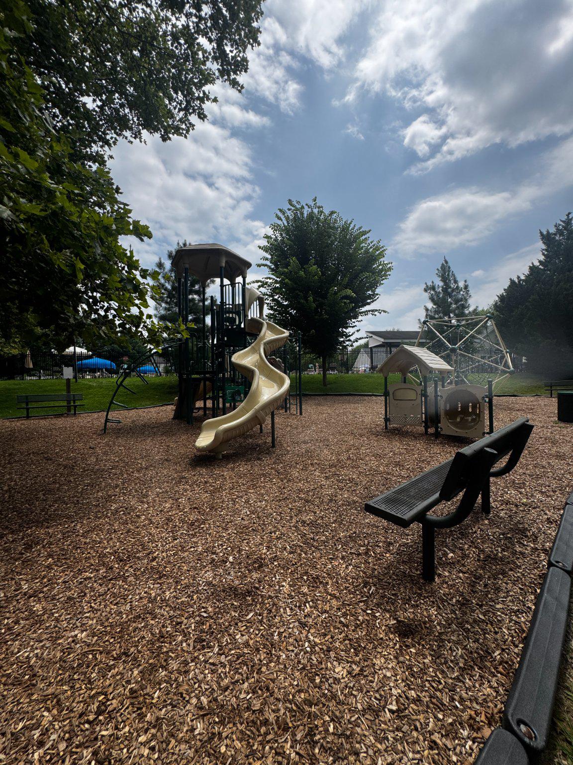 WOODFIELD AT MANCHESTER - Residential