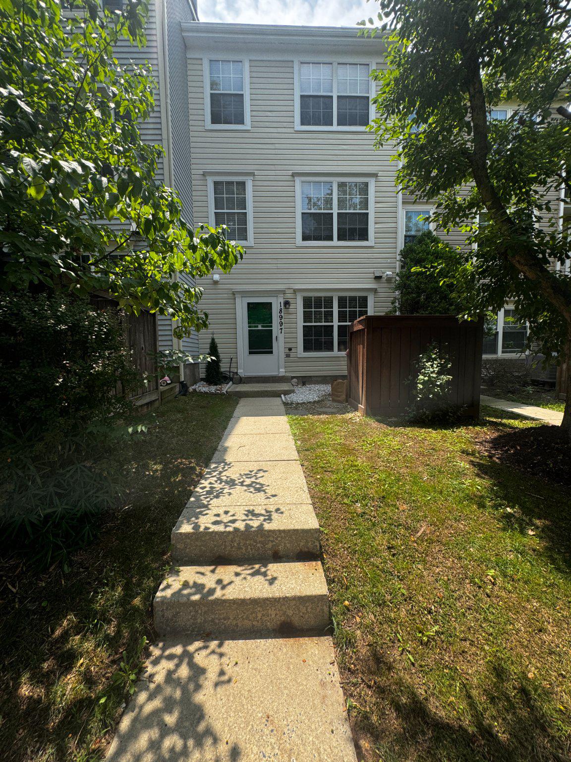 WOODFIELD AT MANCHESTER - Residential