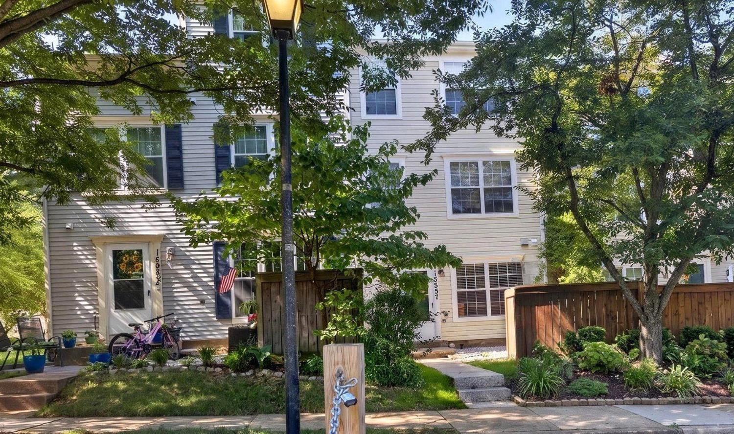WOODFIELD AT MANCHESTER - Residential