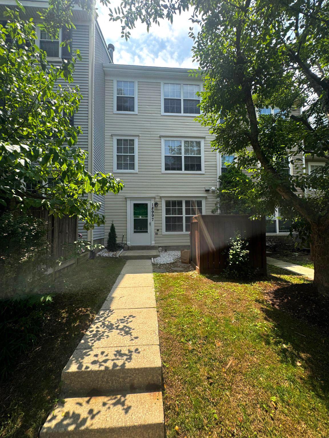 WOODFIELD AT MANCHESTER - Residential