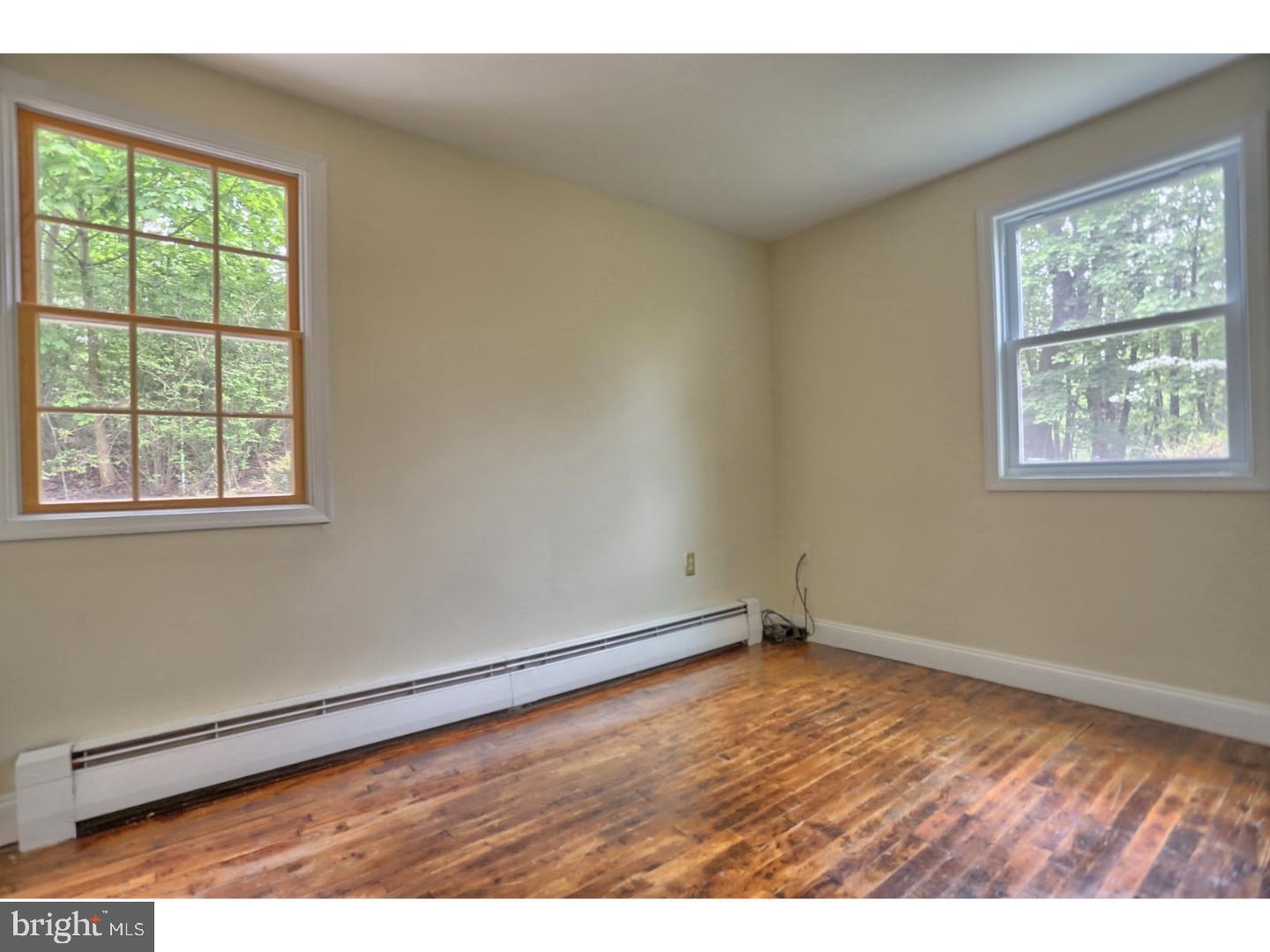 UPPER FAIRVIEW - Residential Lease
