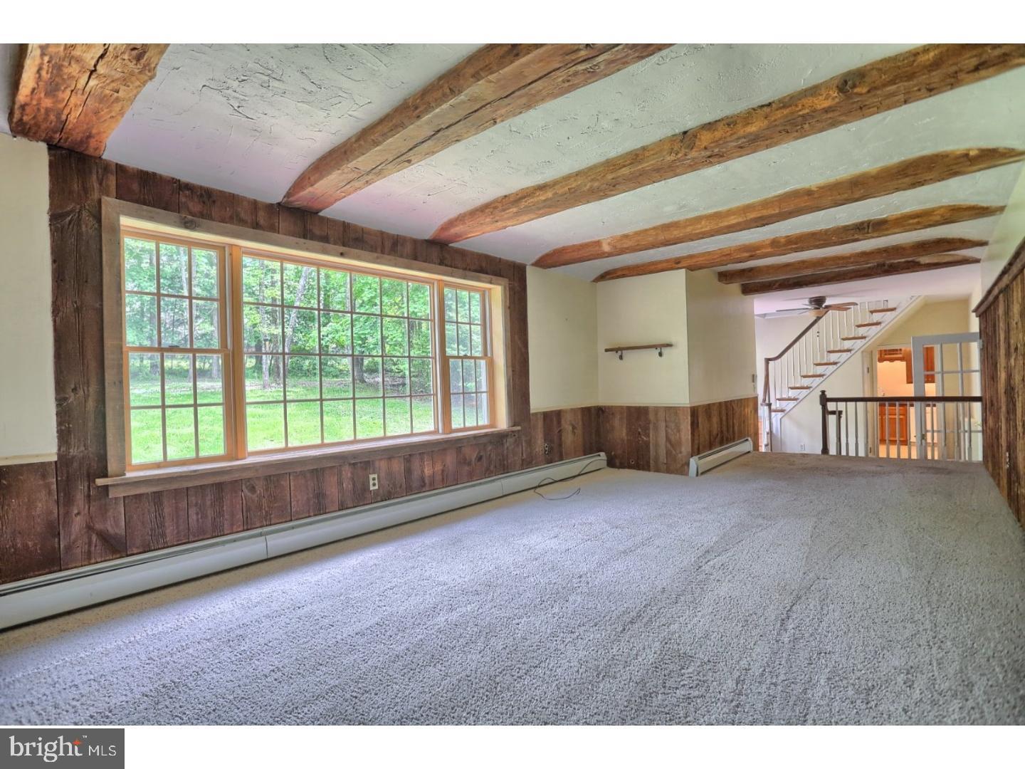 UPPER FAIRVIEW - Residential Lease