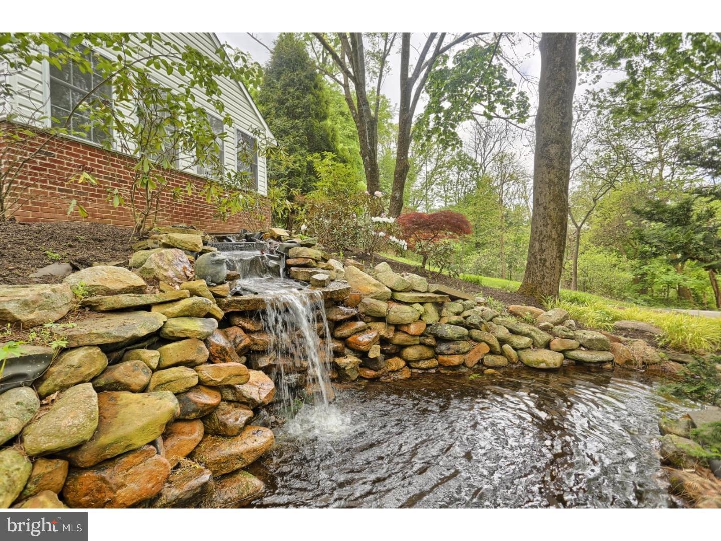 UPPER FAIRVIEW - Residential Lease