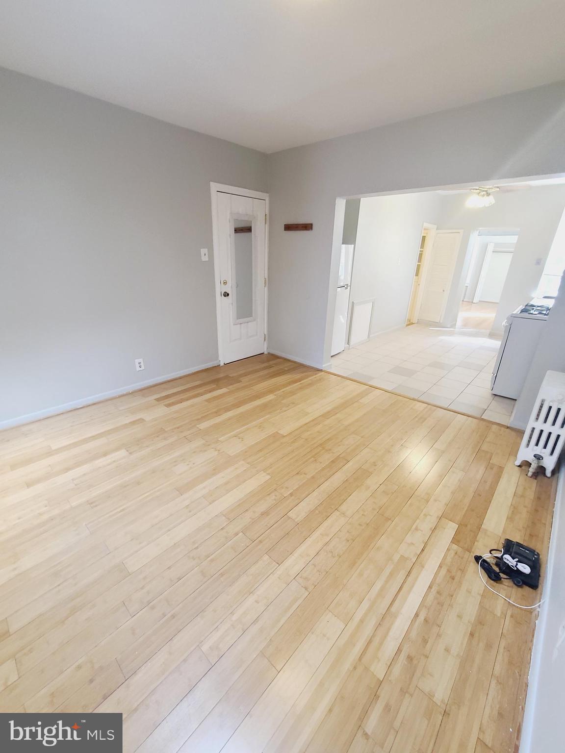 SOUTH STREET - Commercial Sale