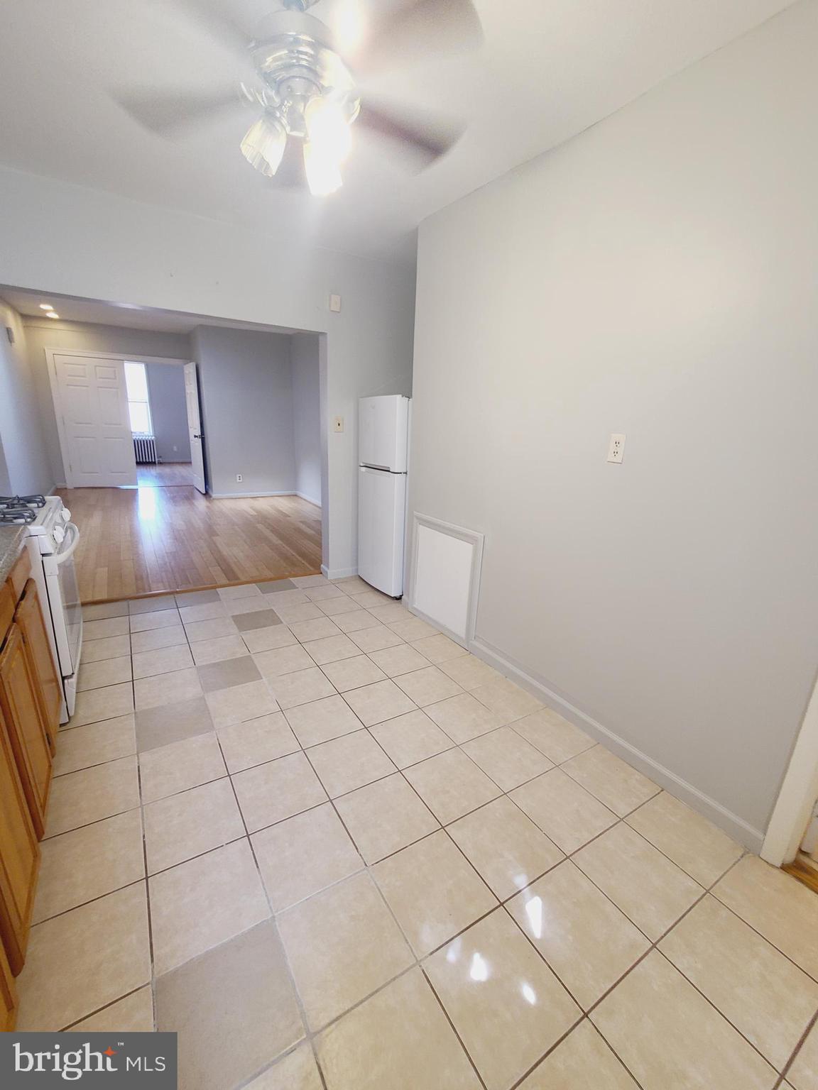 SOUTH STREET - Commercial Sale