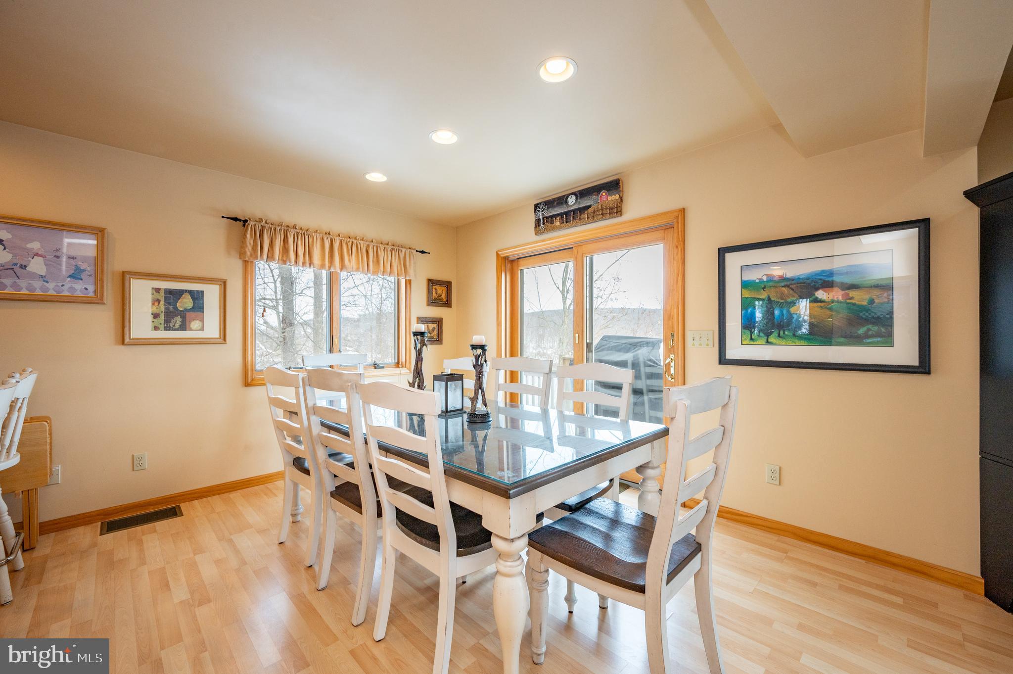 ROMAN RIDGE - Residential