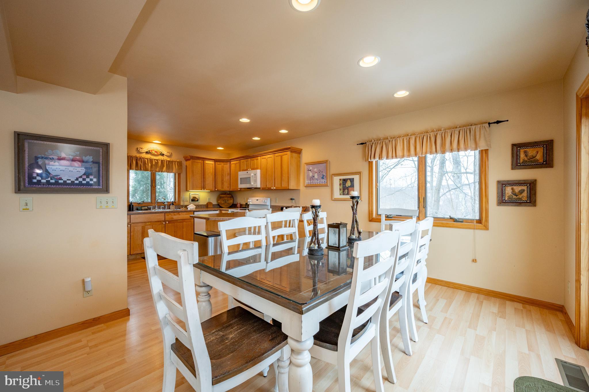 ROMAN RIDGE - Residential