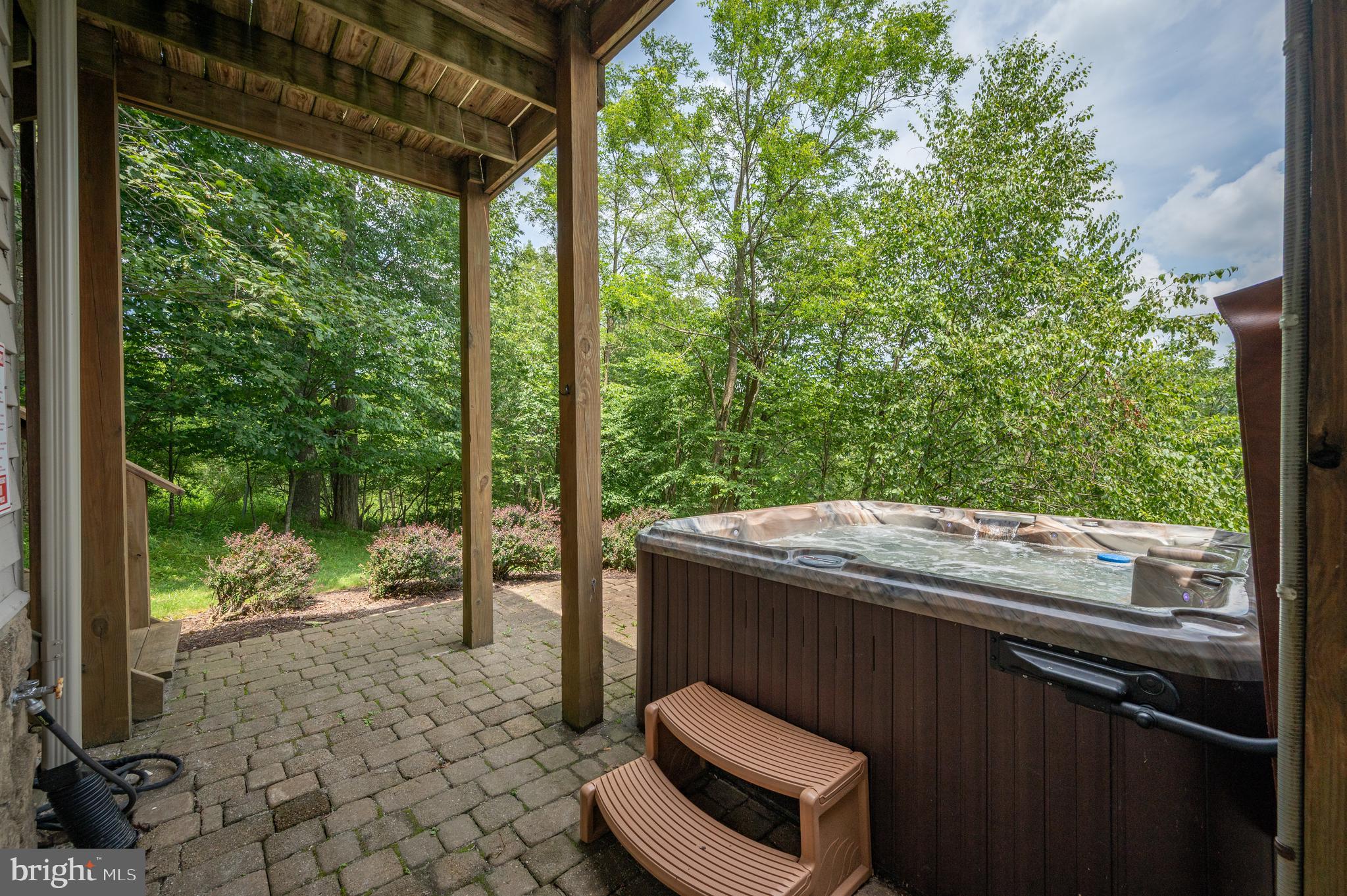 ROMAN RIDGE - Residential