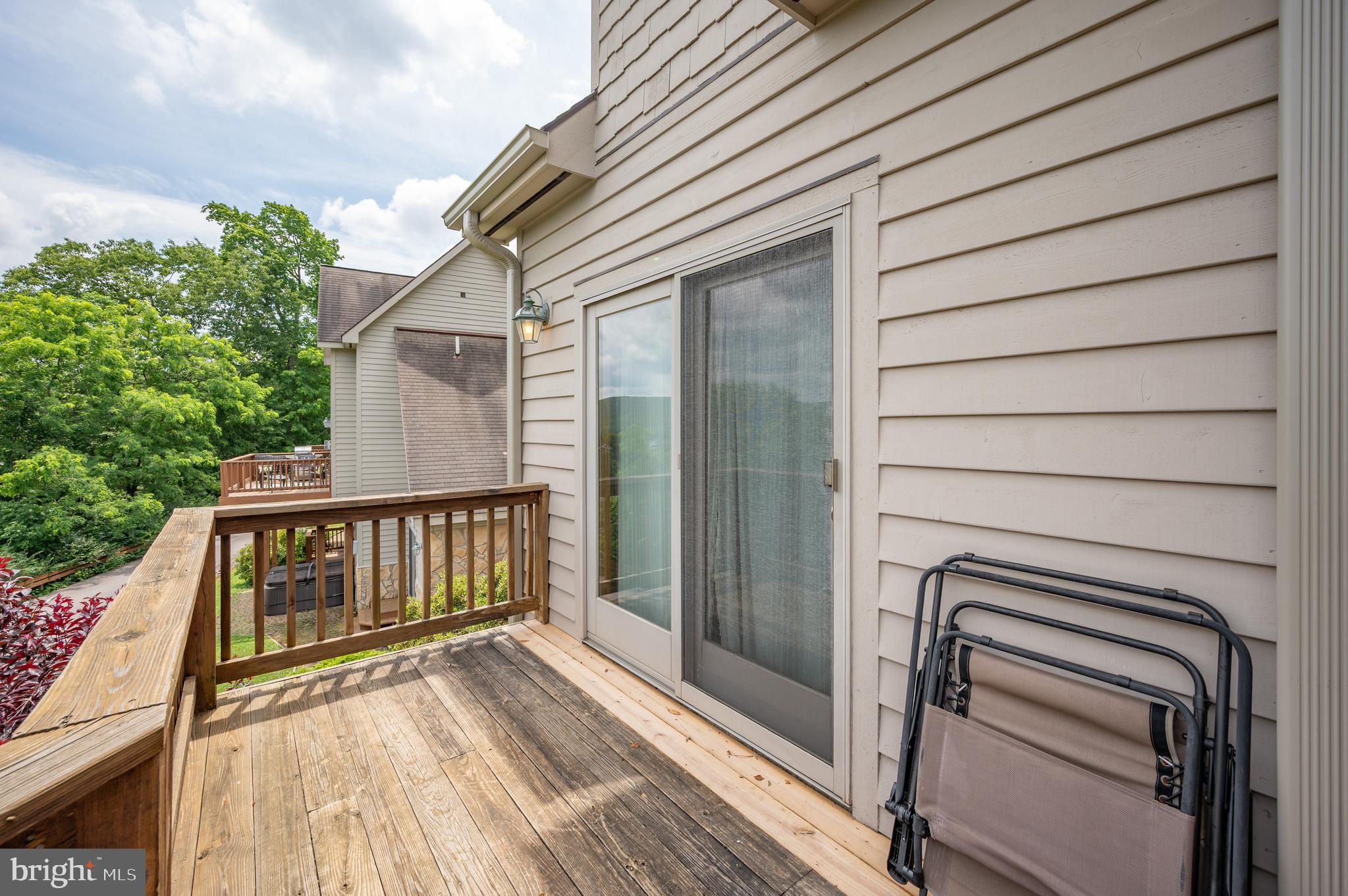 ROMAN RIDGE - Residential