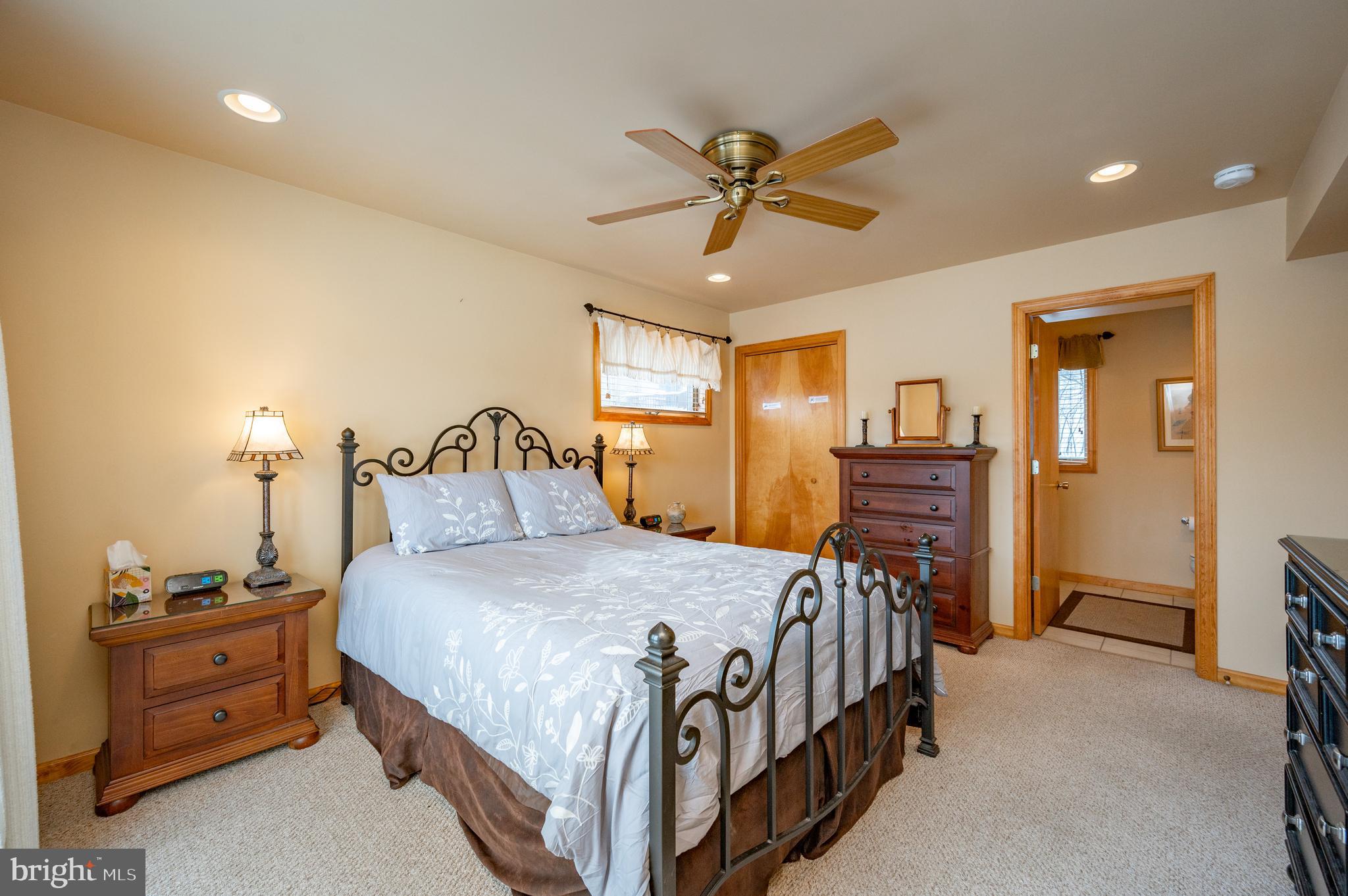 ROMAN RIDGE - Residential