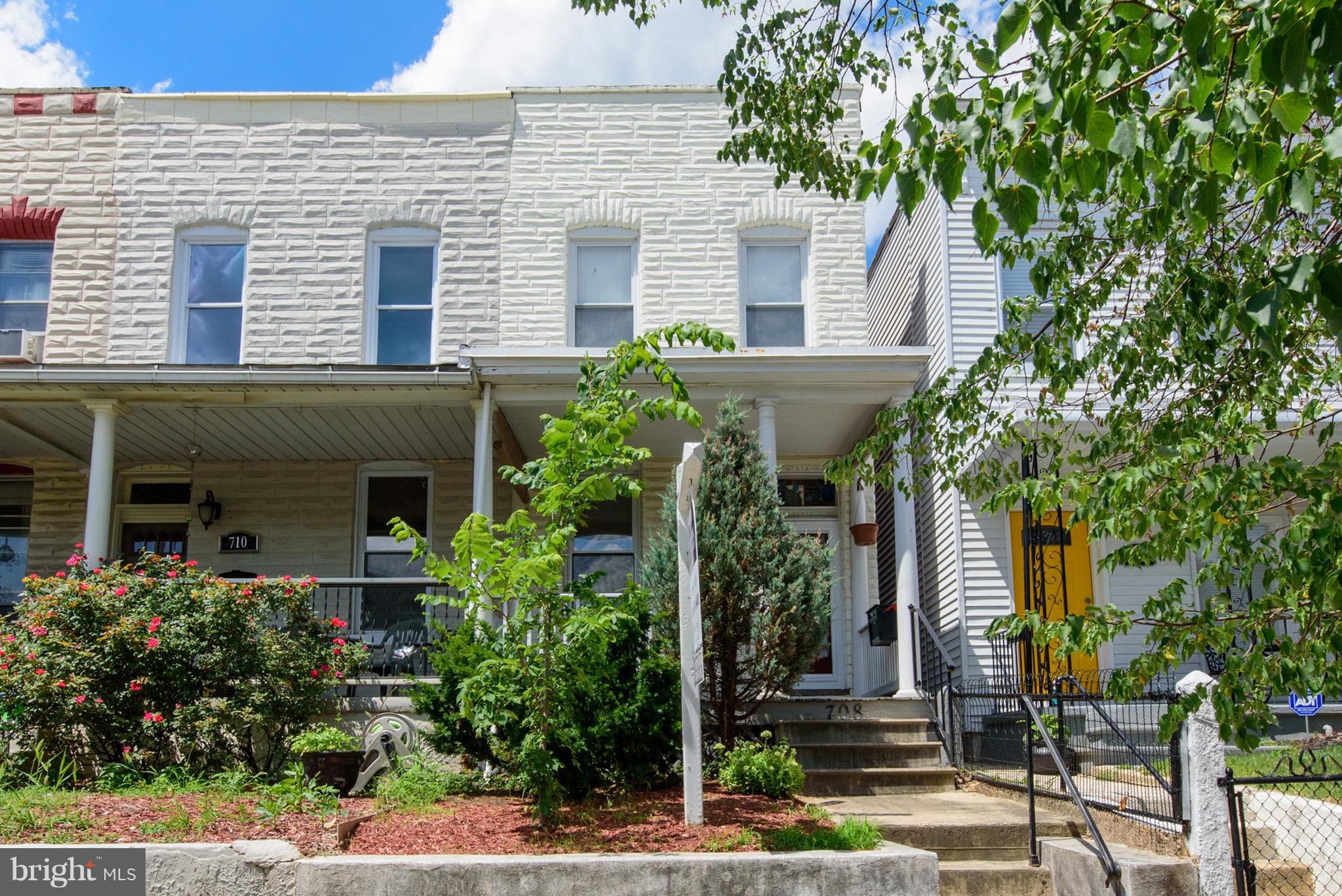 HAMPDEN HISTORIC DISTRICT - Residential