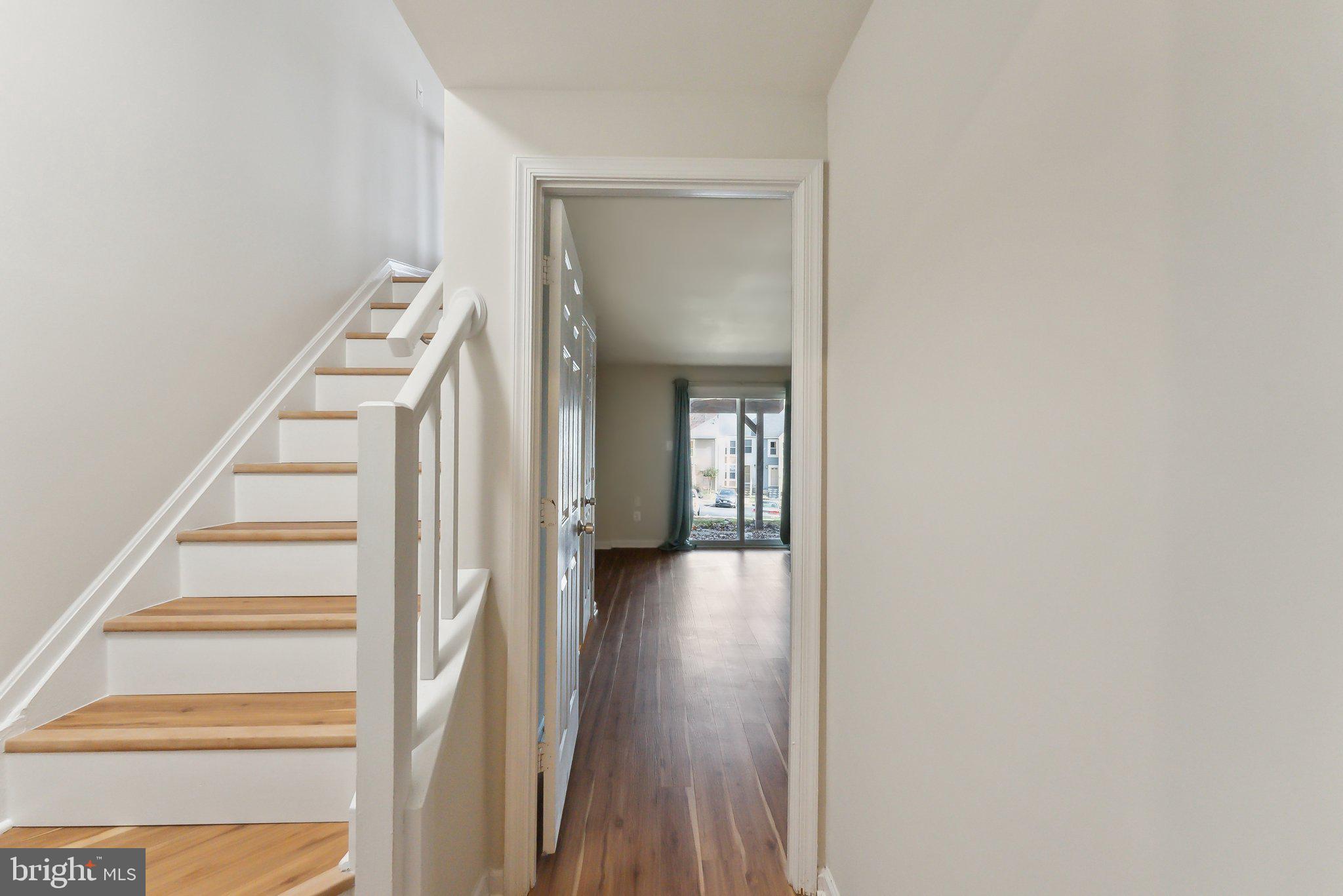 KINGSTOWNE - Residential Lease