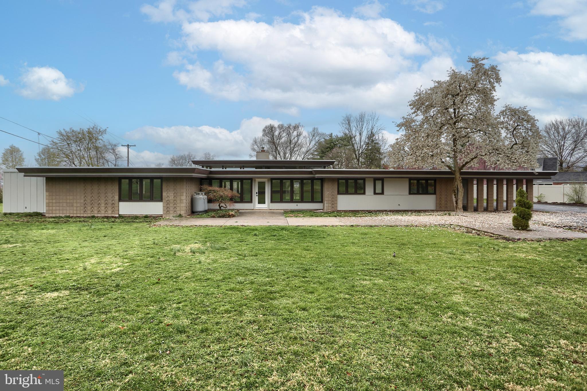 SOUTH HILLS - Residential