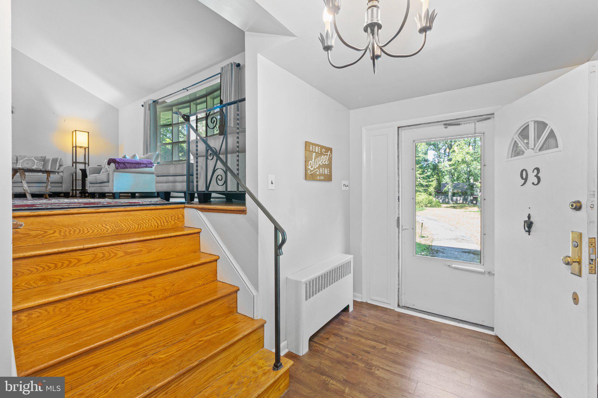 BUTTONWOOD MANOR - Residential