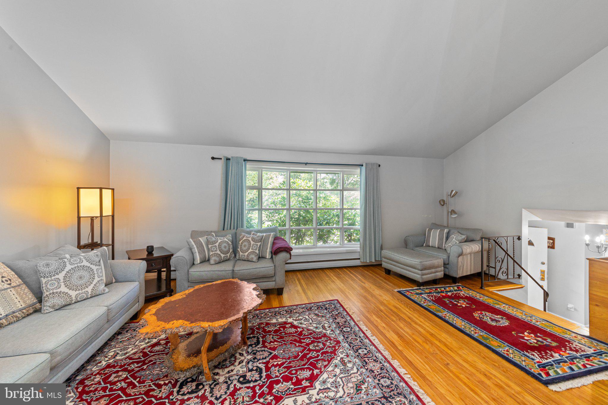 BUTTONWOOD MANOR - Residential