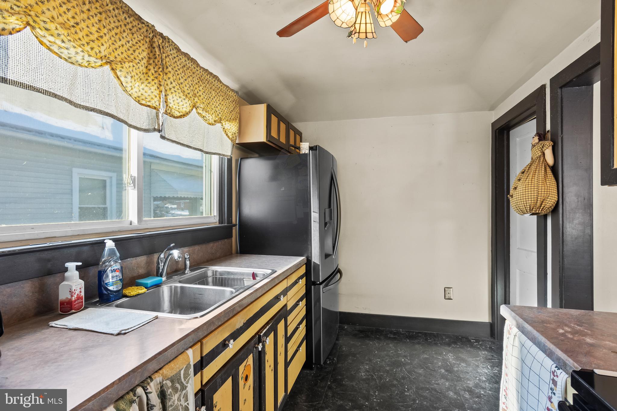 LEBANON CITY - Residential
