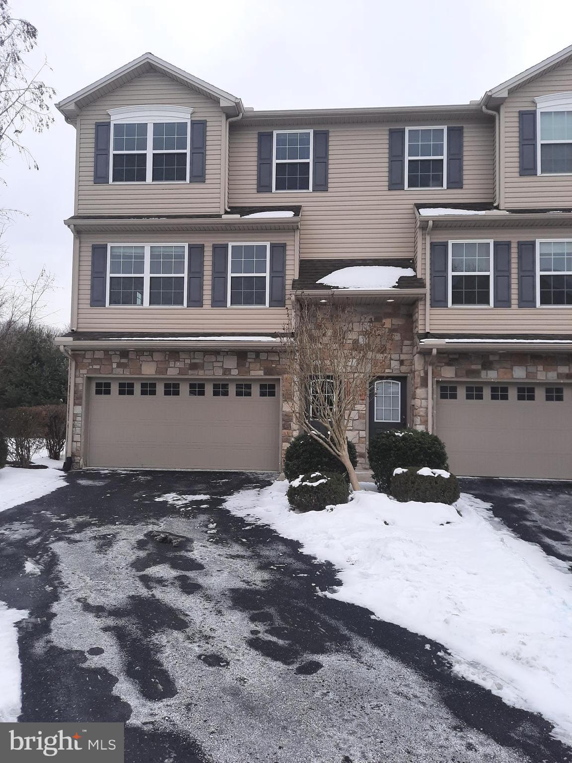 SILVER CREEK - Residential Lease