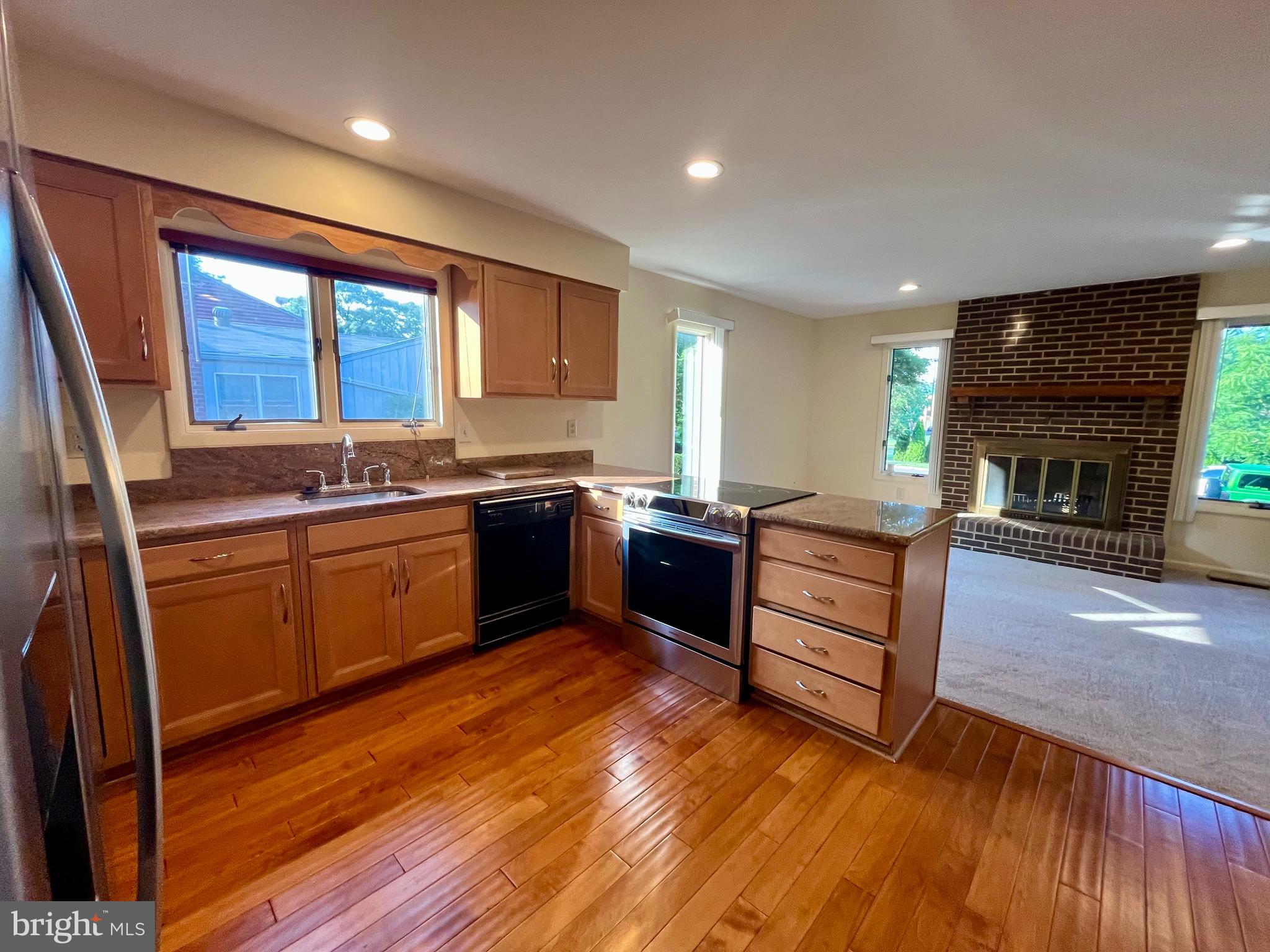 VILLAGE OF SEVERNA PARK - Residential