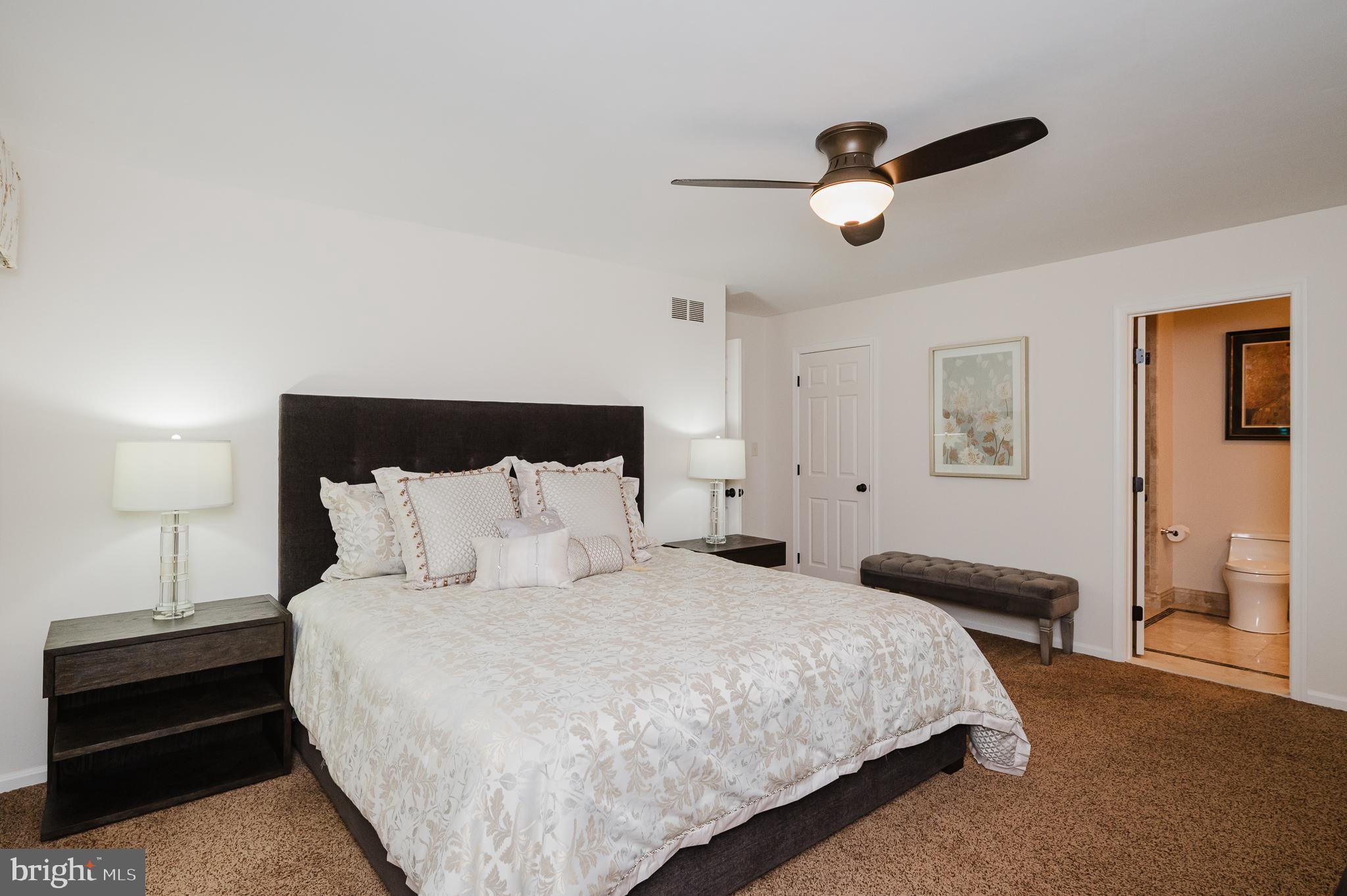 HAMPTON EAST - Residential