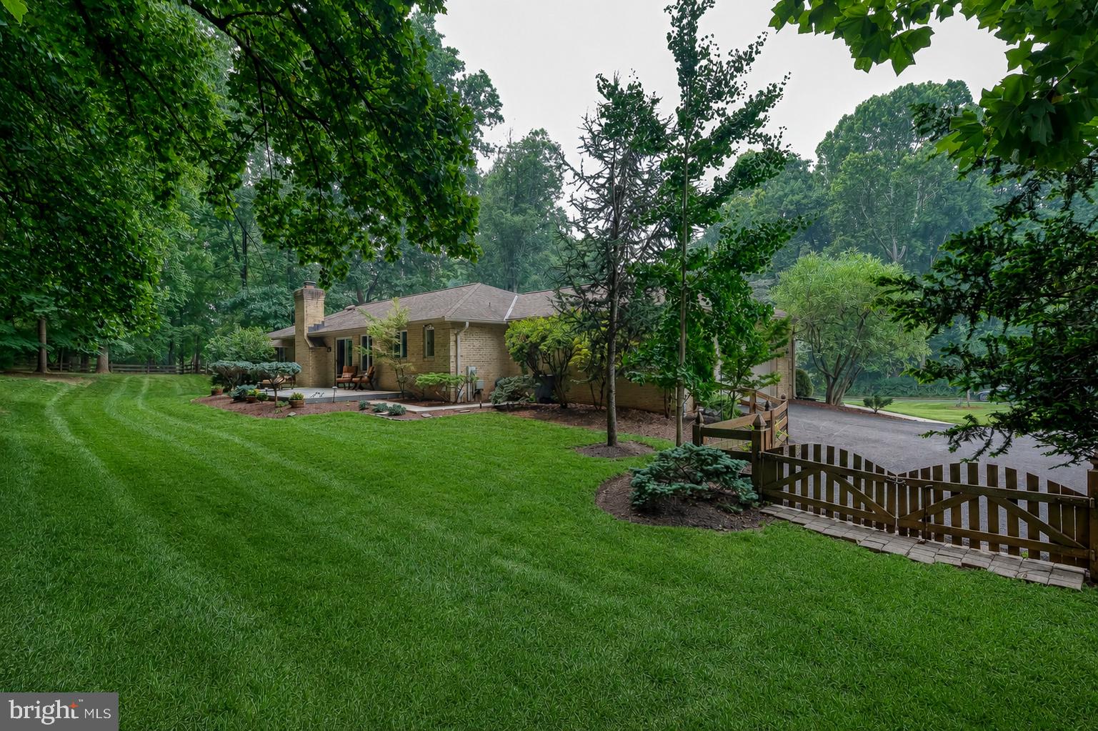 HAMPTON EAST - Residential