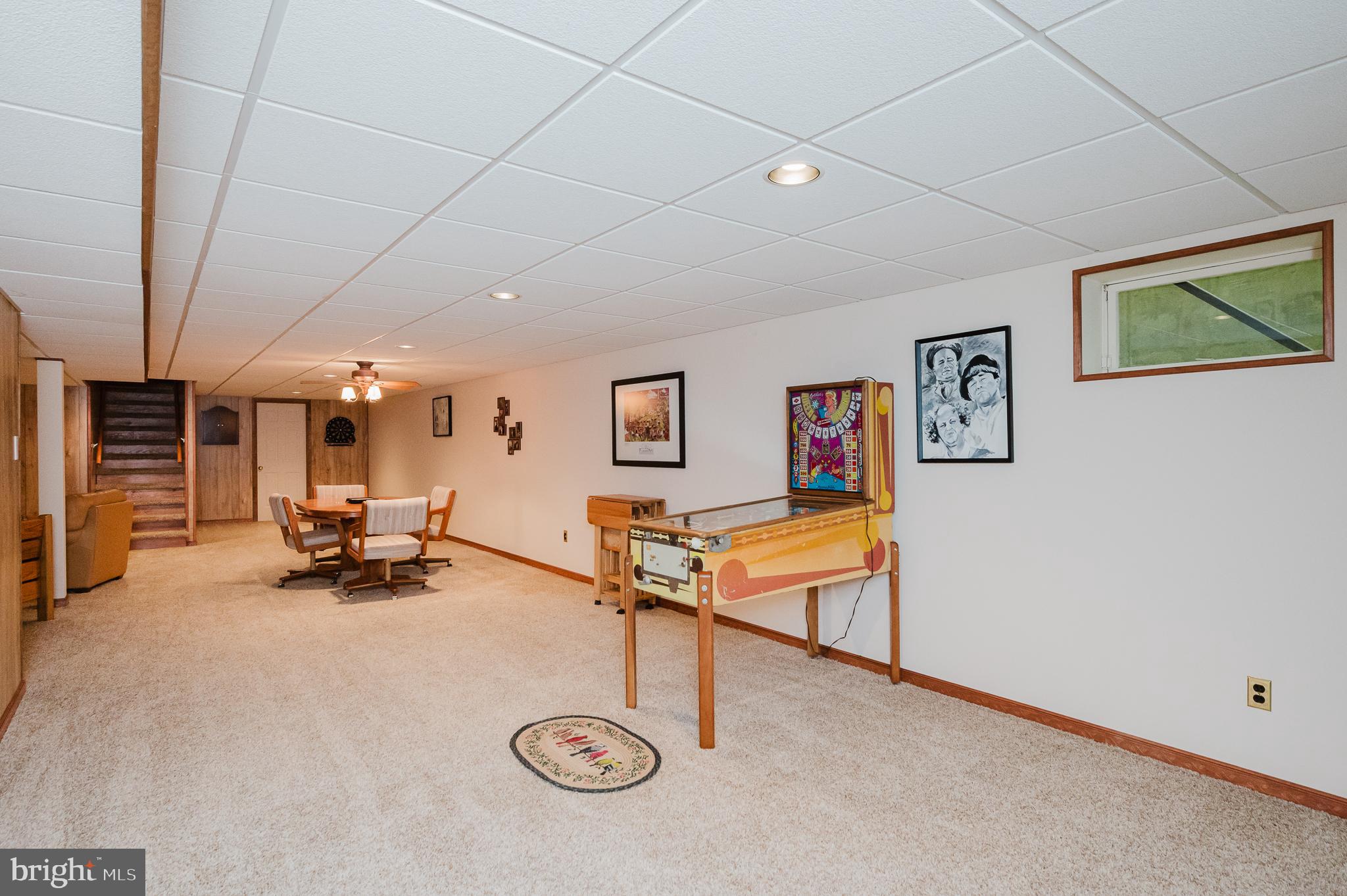 HAMPTON EAST - Residential