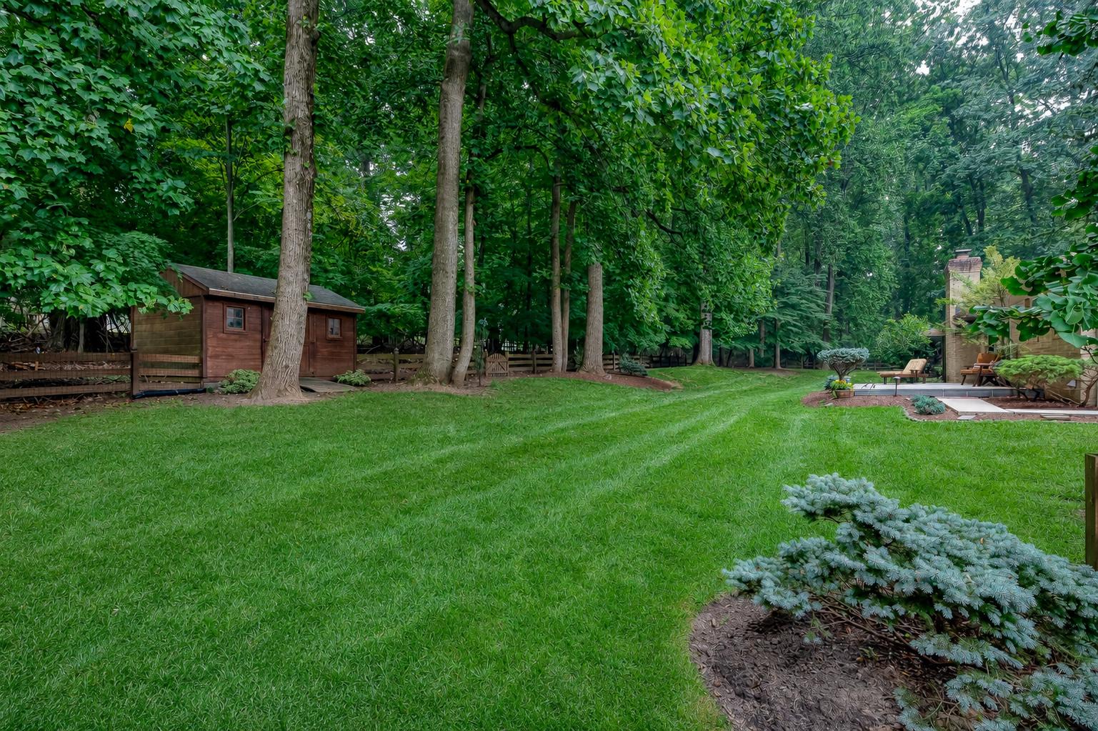 HAMPTON EAST - Residential