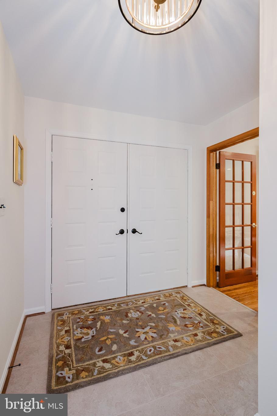 HAMPTON EAST - Residential