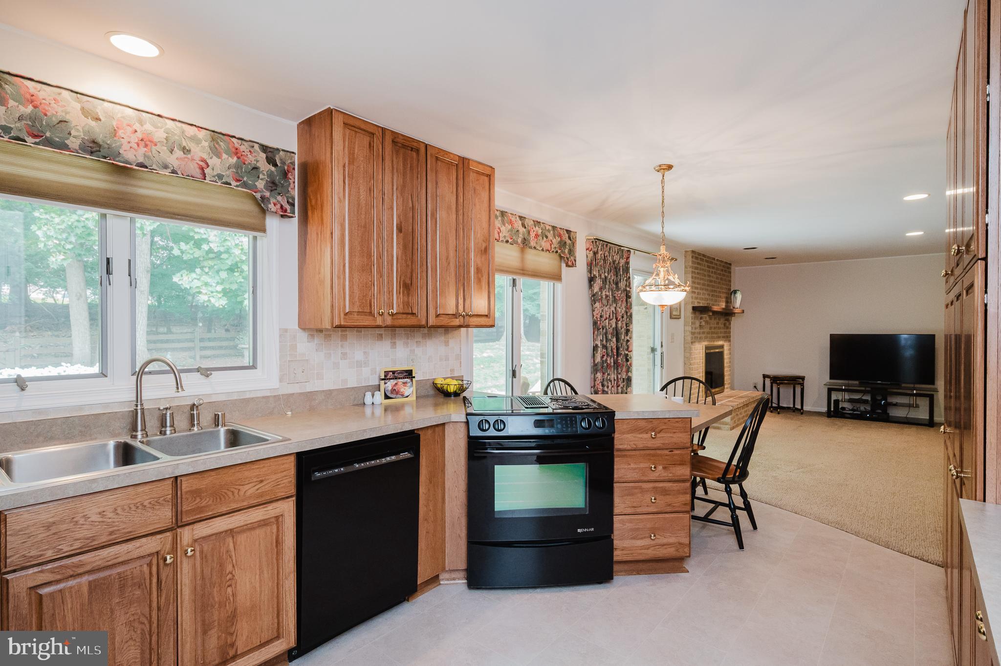 HAMPTON EAST - Residential