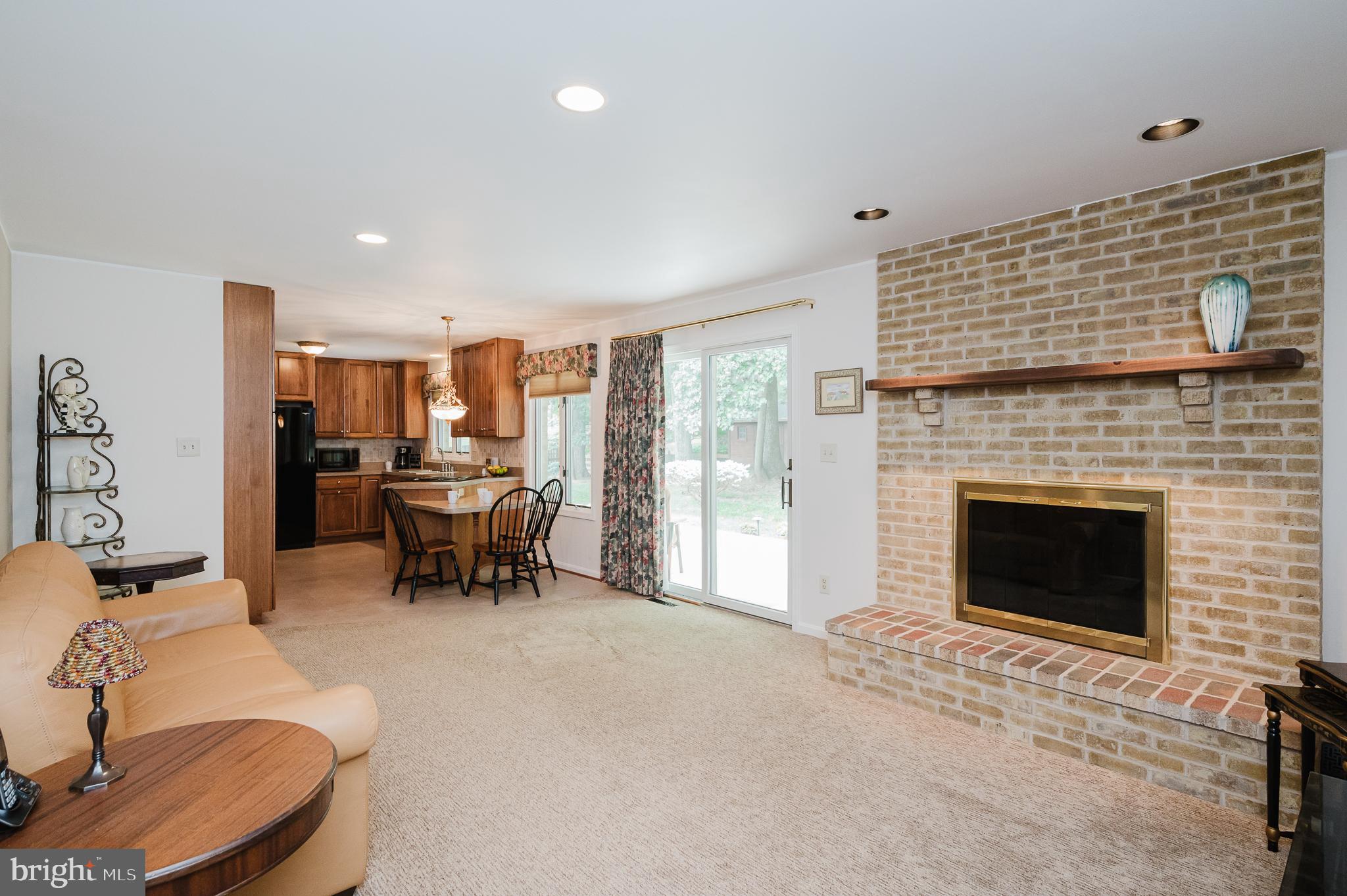 HAMPTON EAST - Residential