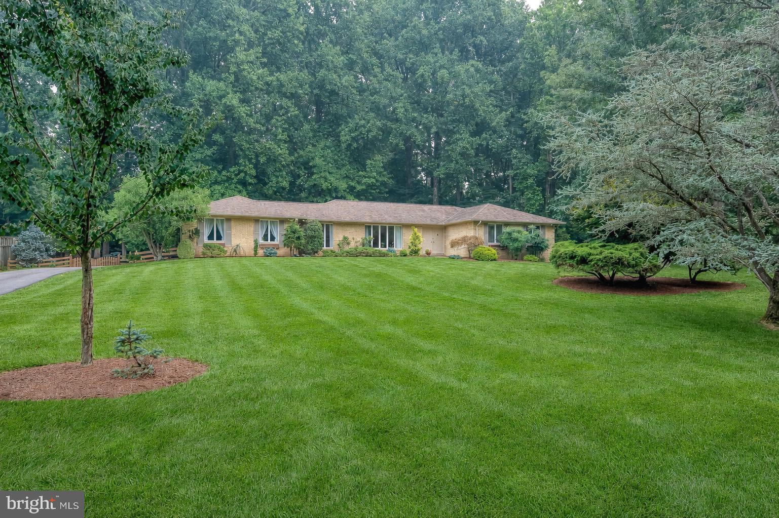HAMPTON EAST - Residential