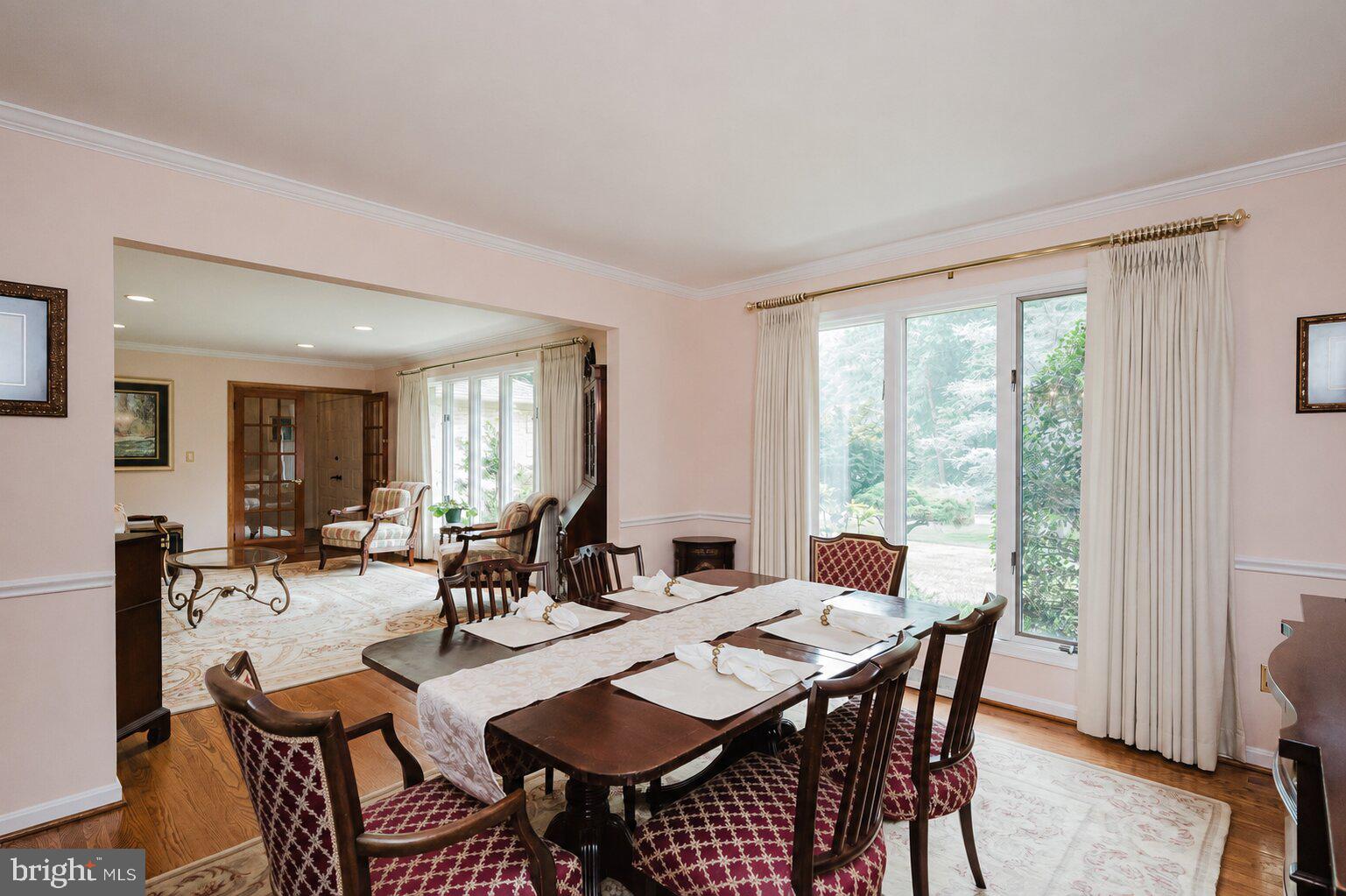 HAMPTON EAST - Residential