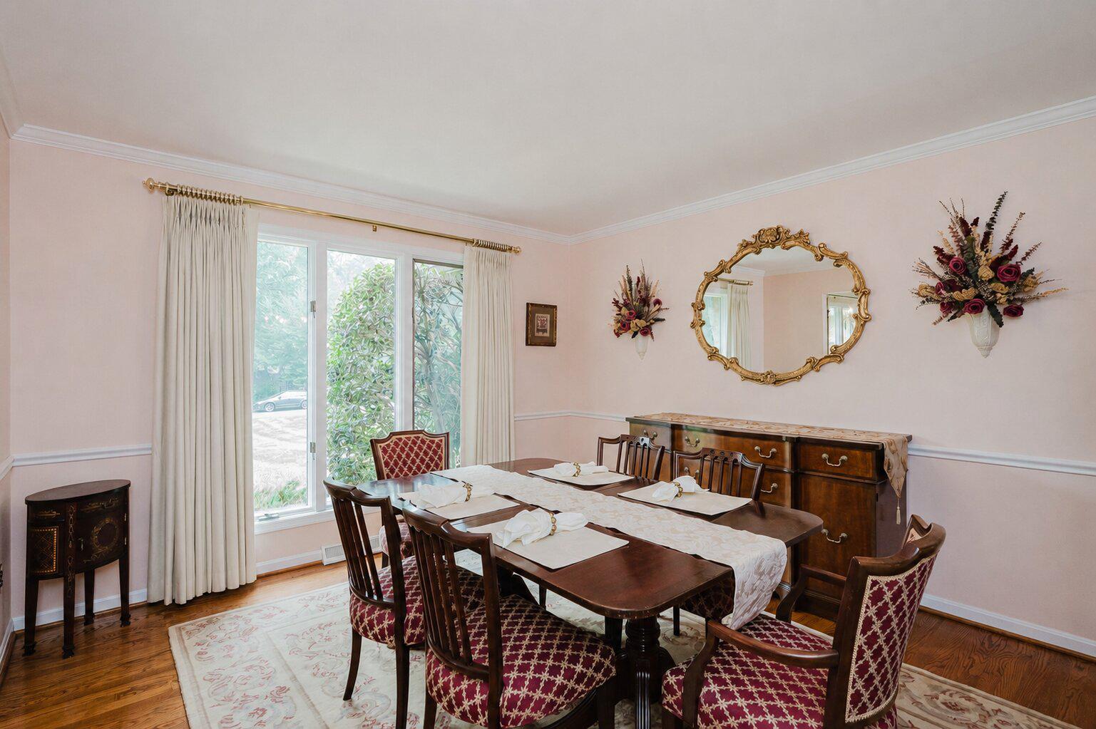 HAMPTON EAST - Residential