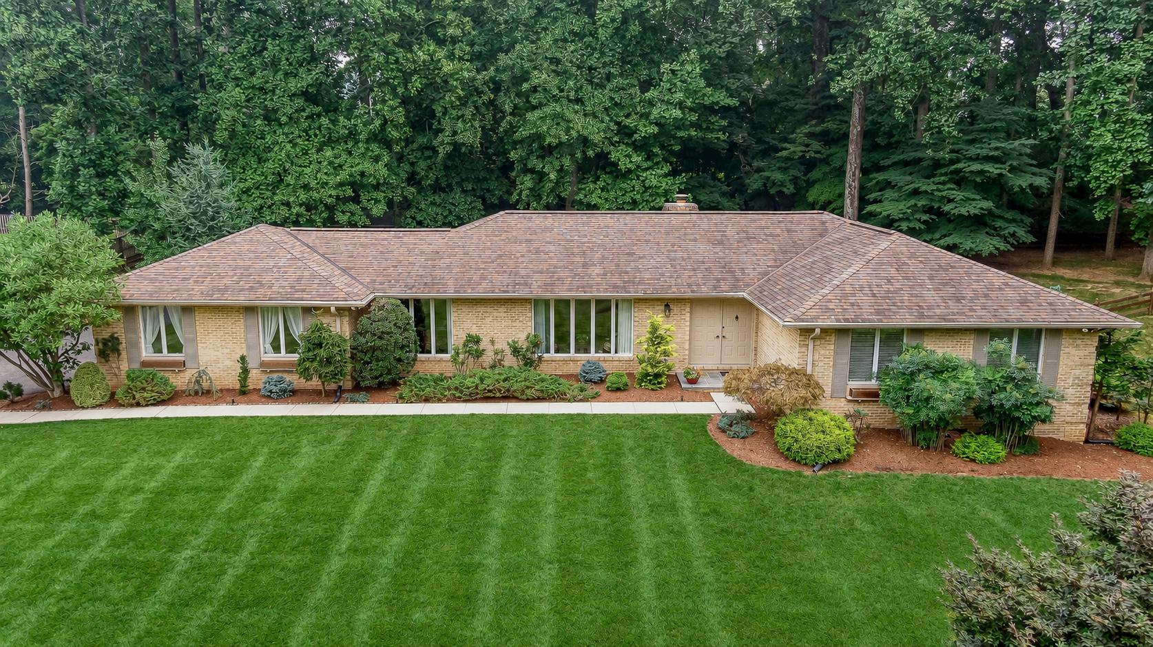 HAMPTON EAST - Residential