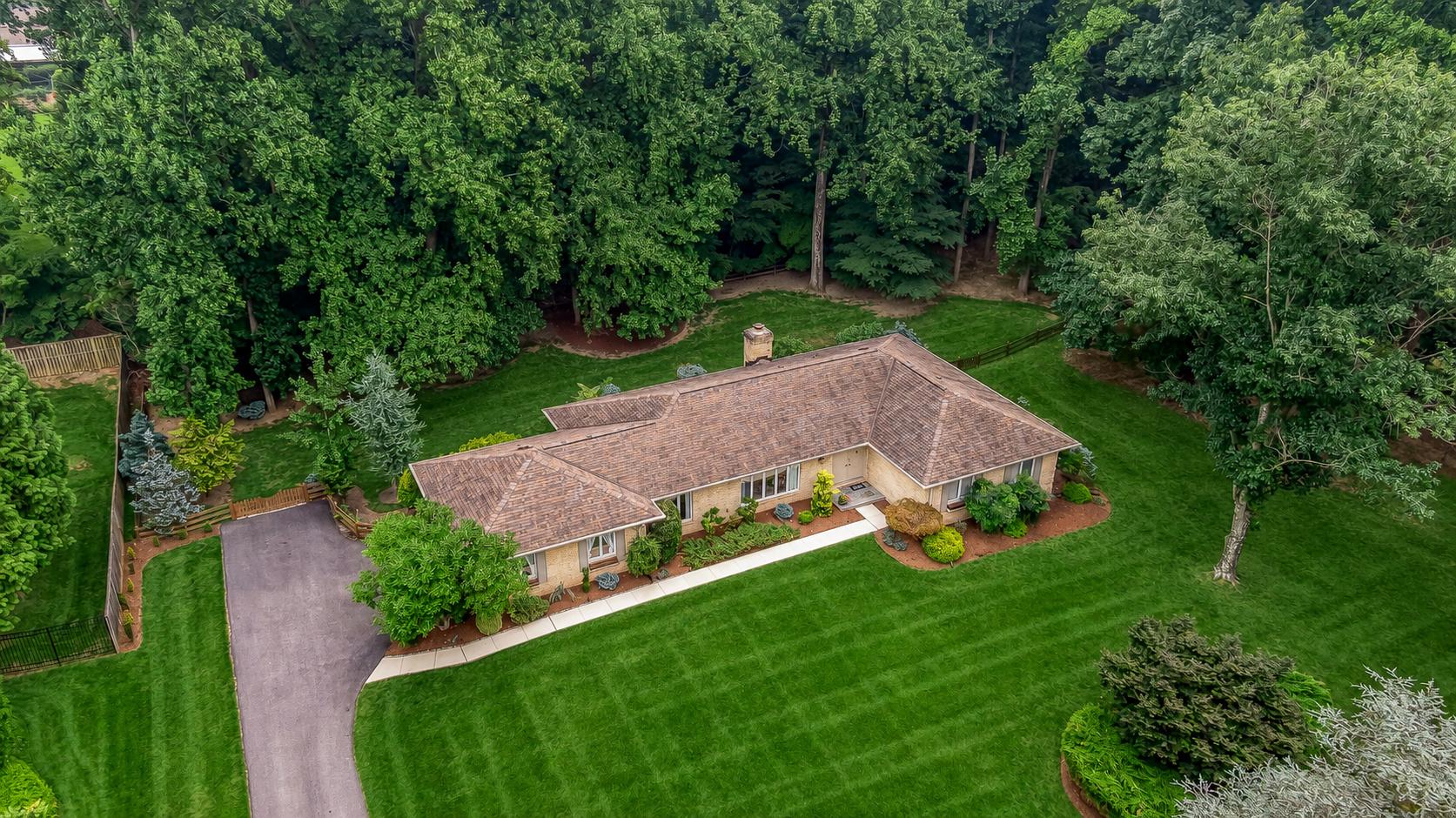 HAMPTON EAST - Residential