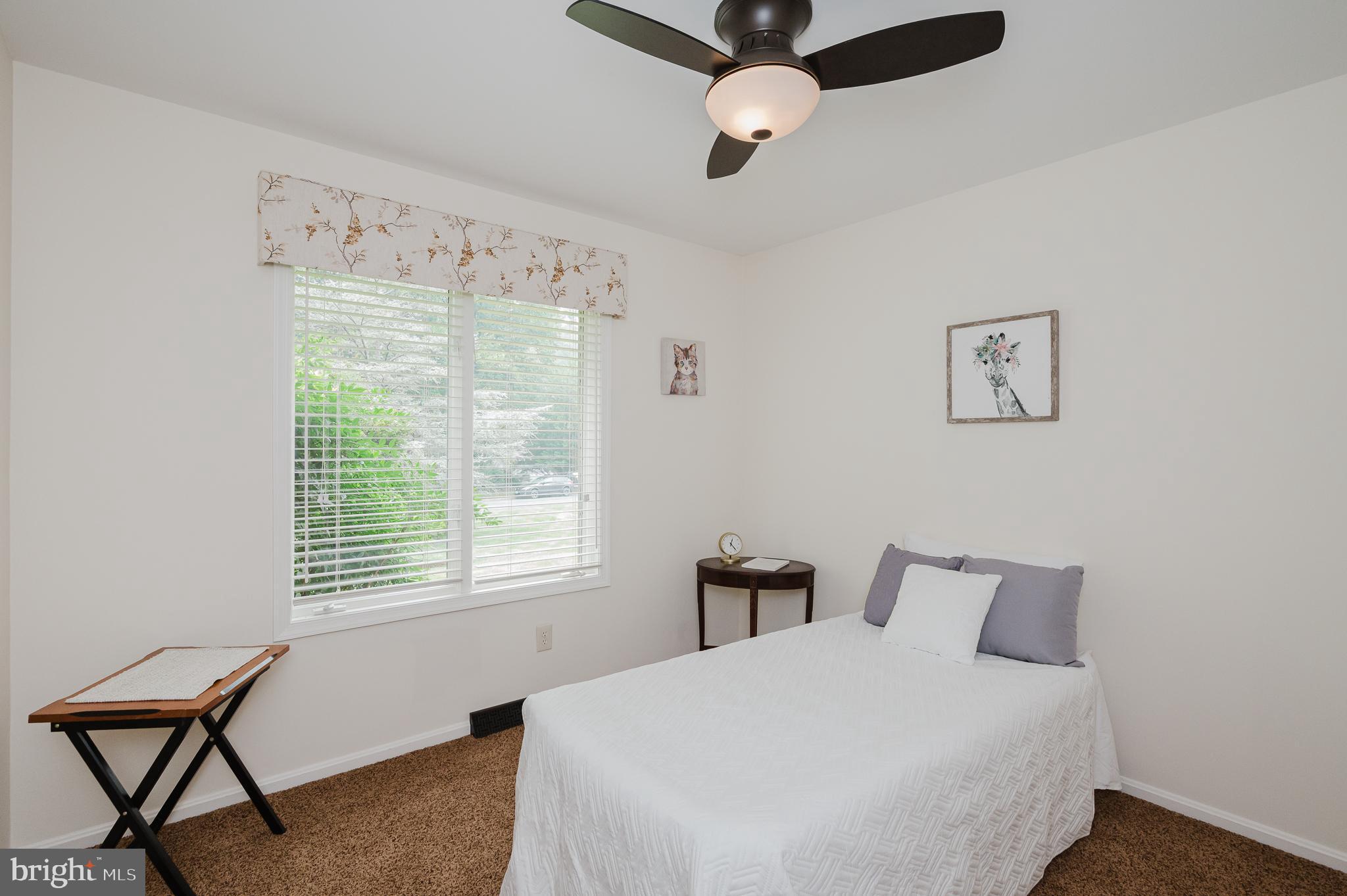 HAMPTON EAST - Residential