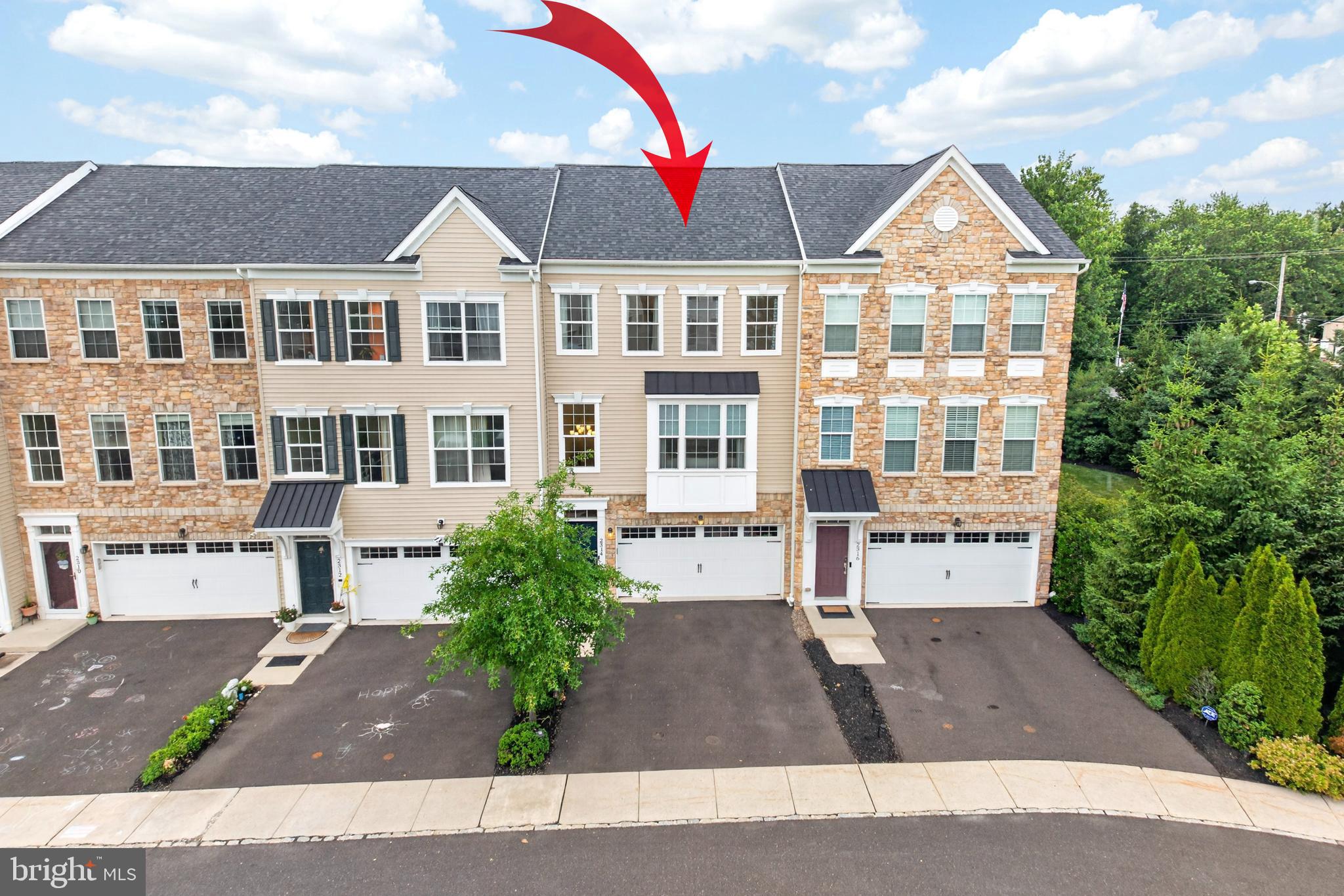 HIGH GROVE - Residential