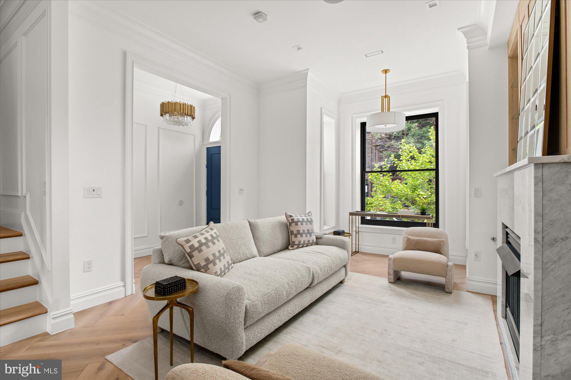 DUPONT CIRCLE - Residential