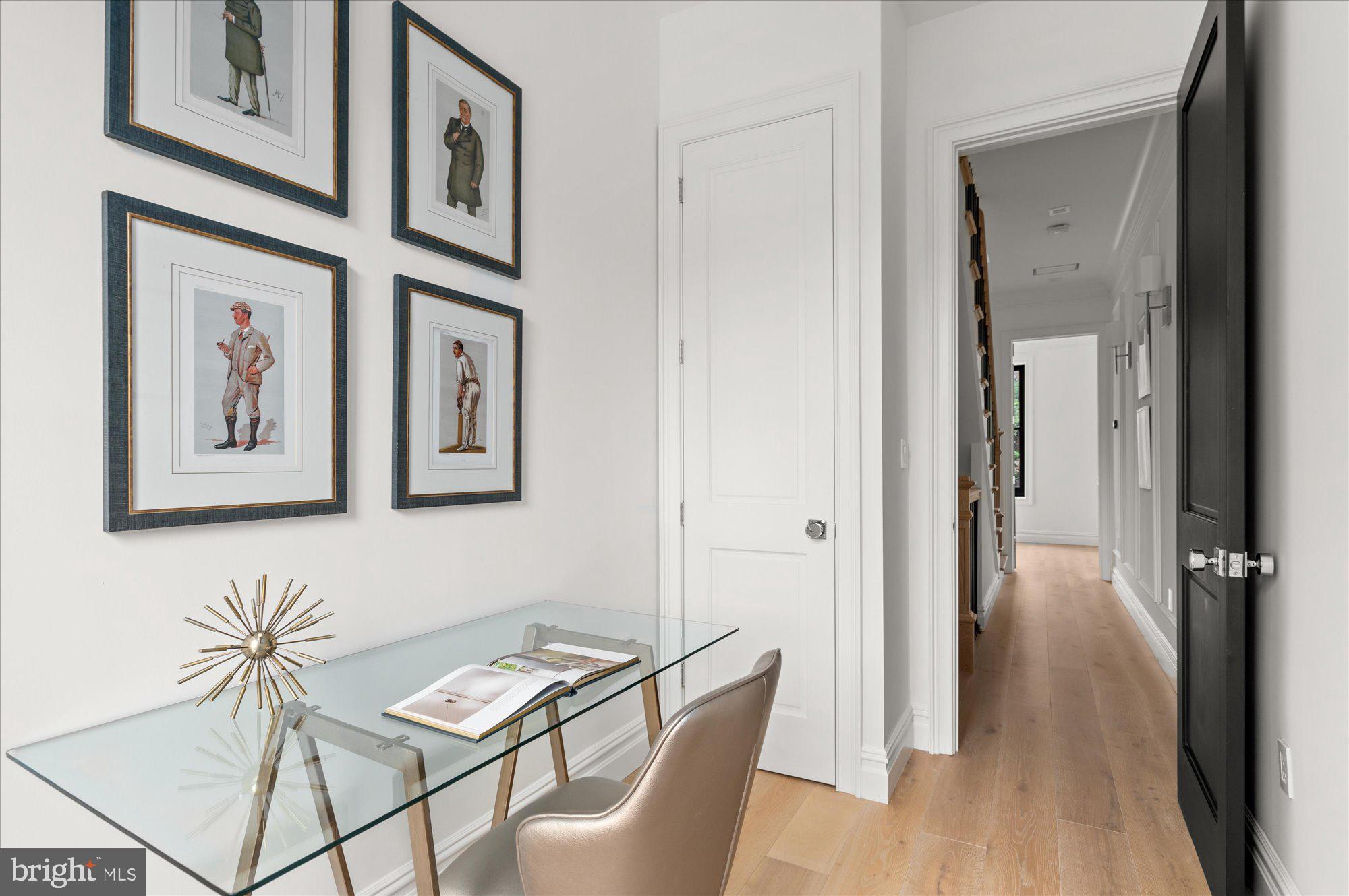 DUPONT CIRCLE - Residential