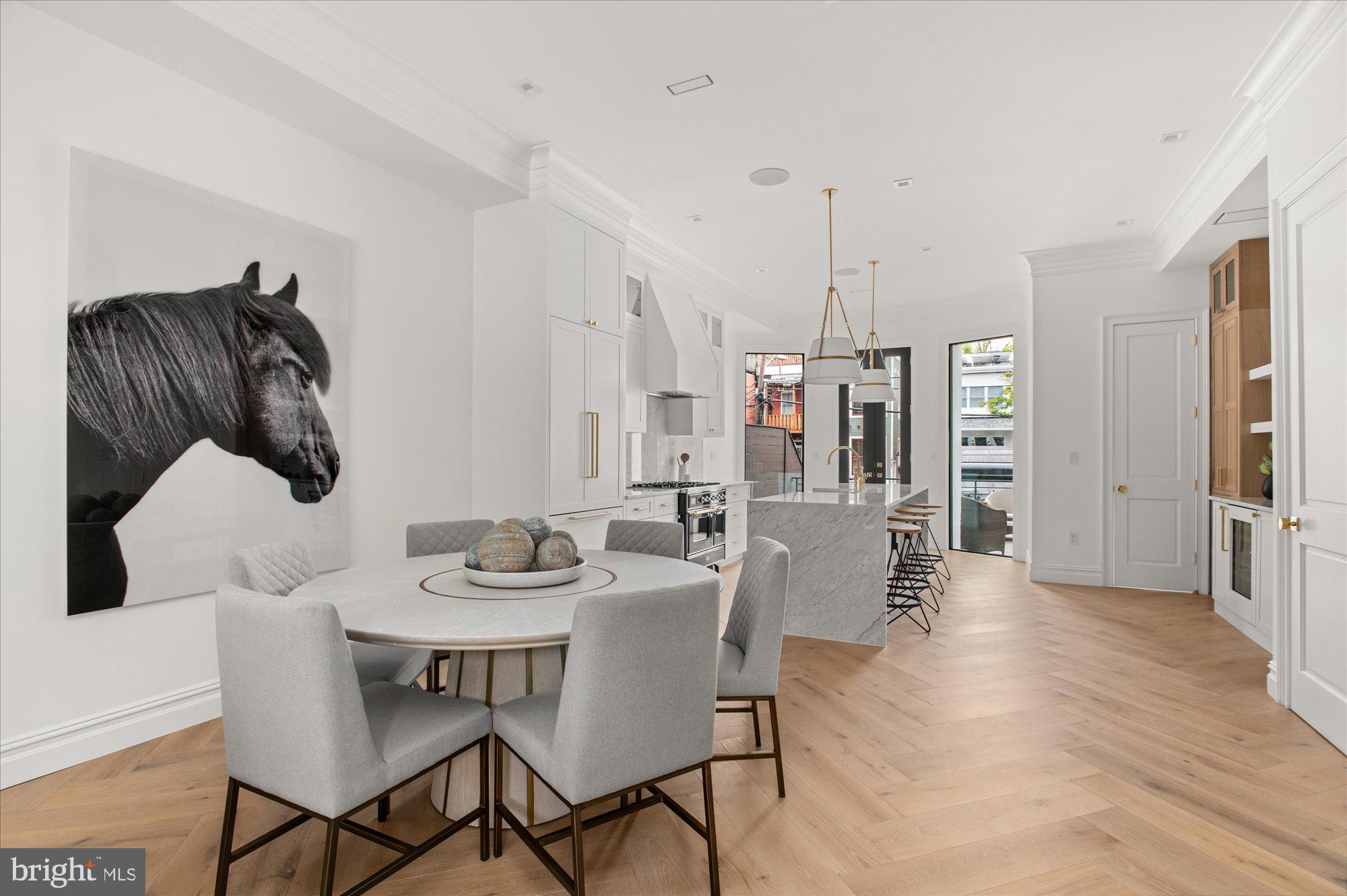 DUPONT CIRCLE - Residential