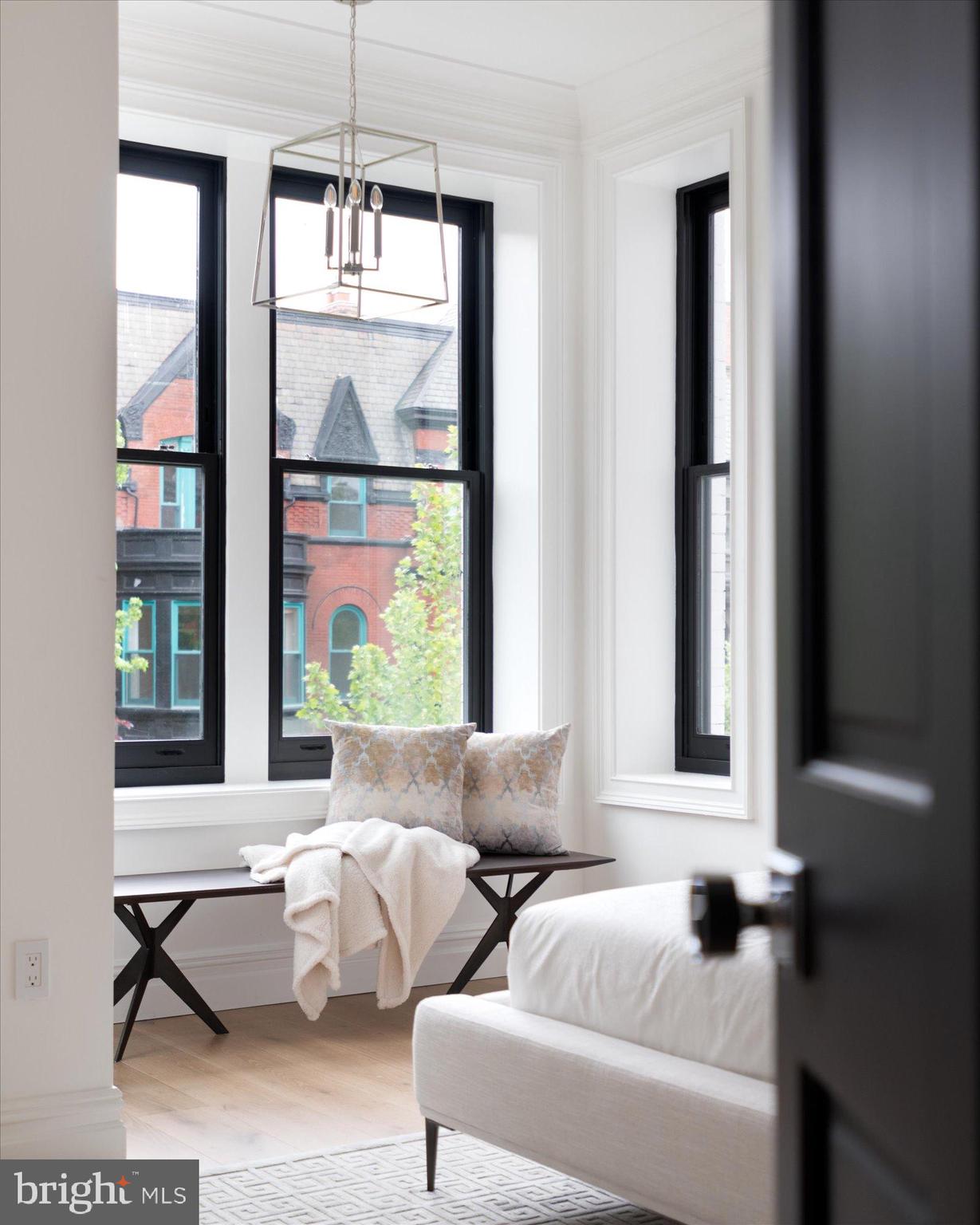 DUPONT CIRCLE - Residential