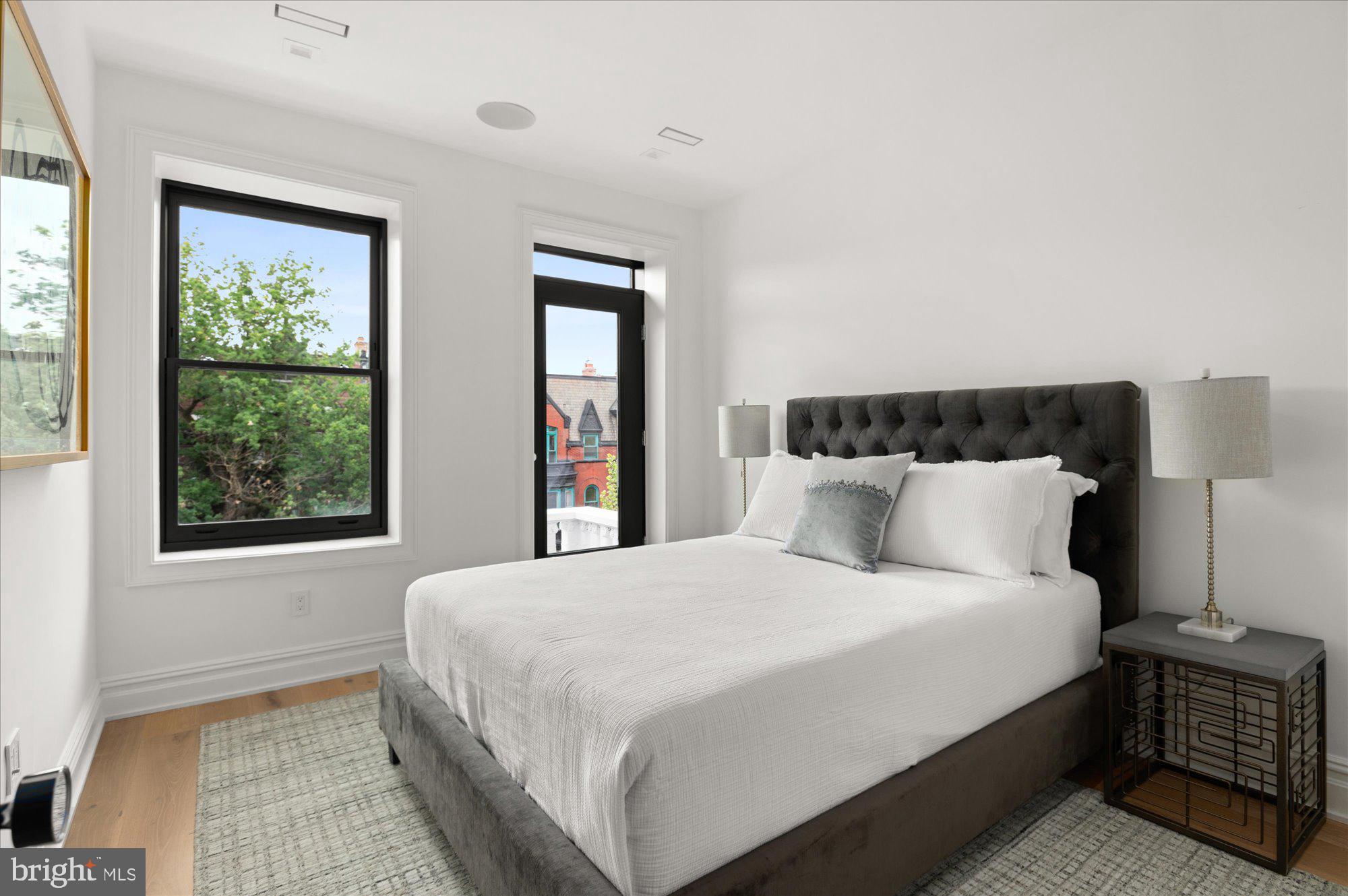 DUPONT CIRCLE - Residential