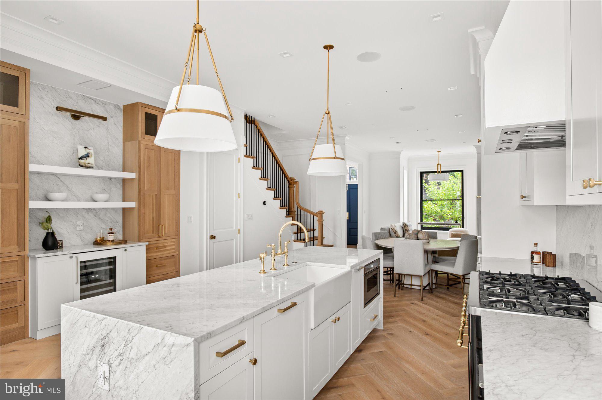 DUPONT CIRCLE - Residential