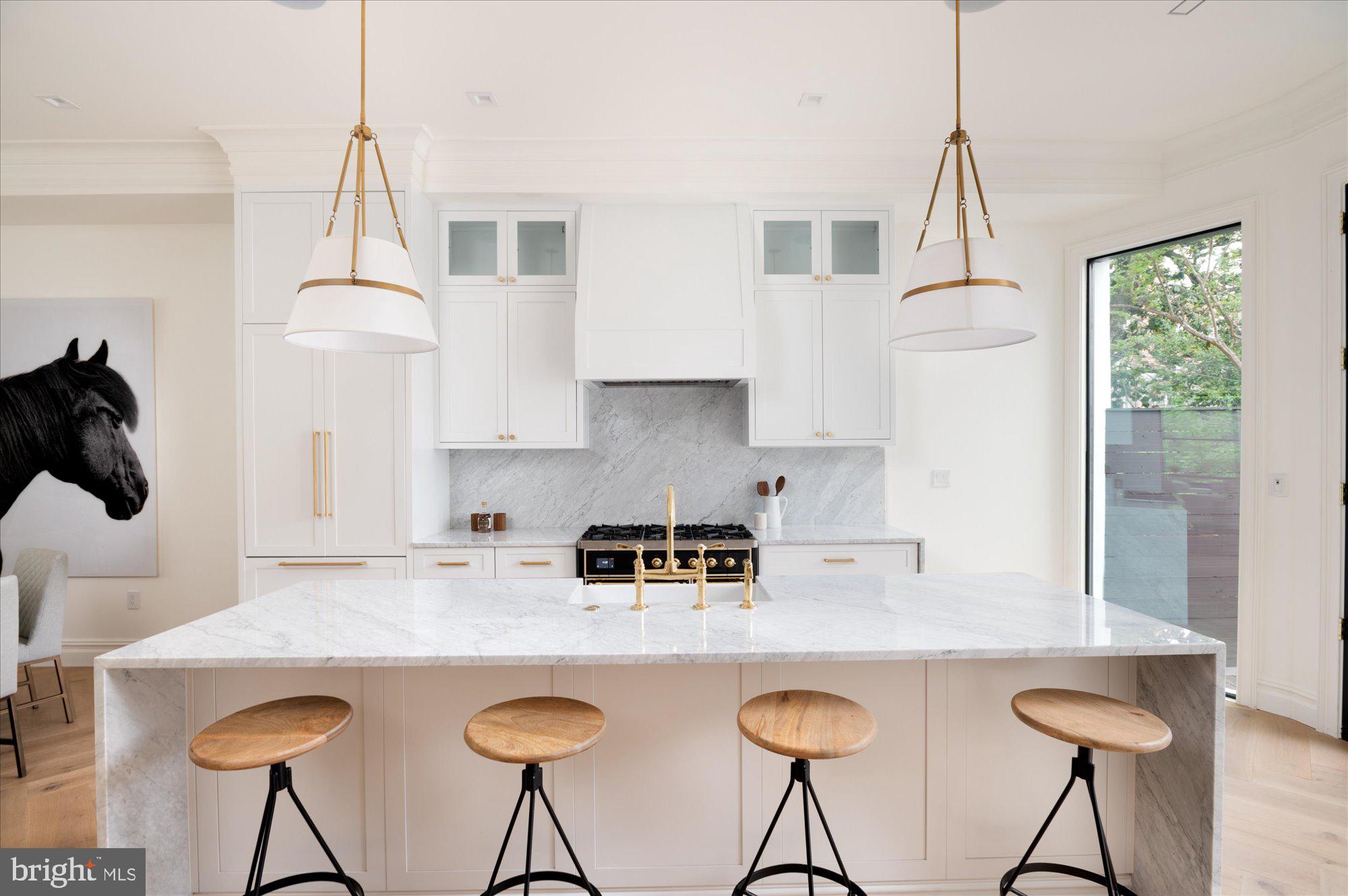 DUPONT CIRCLE - Residential