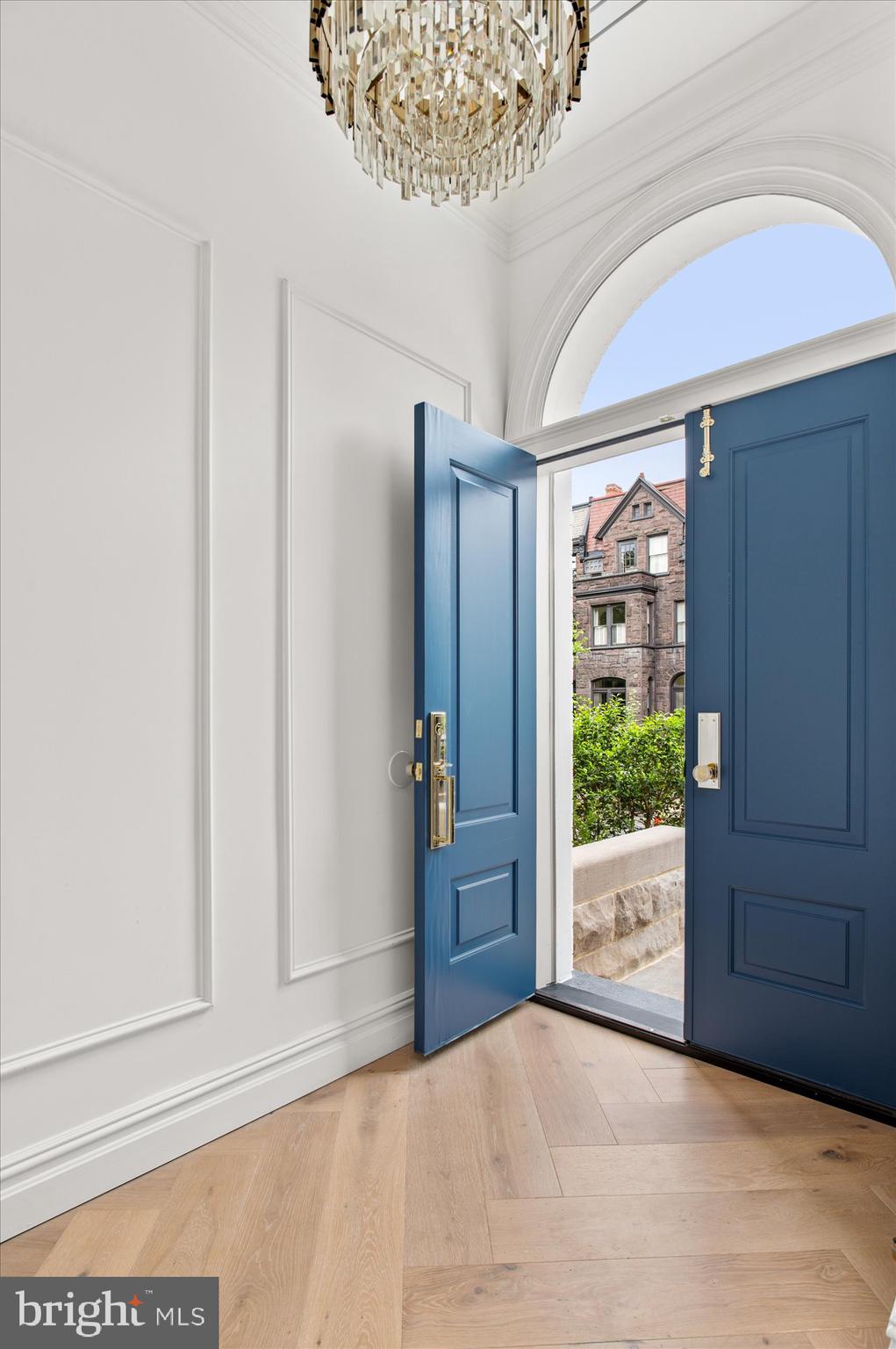 DUPONT CIRCLE - Residential