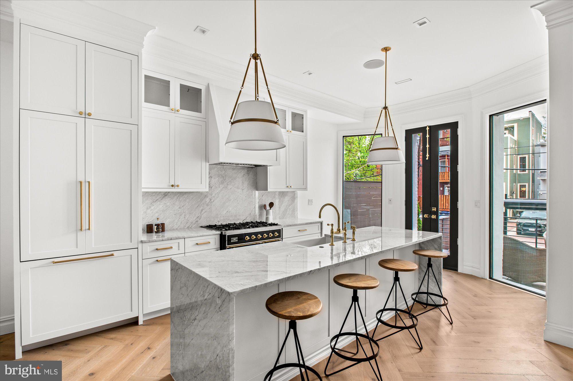 DUPONT CIRCLE - Residential