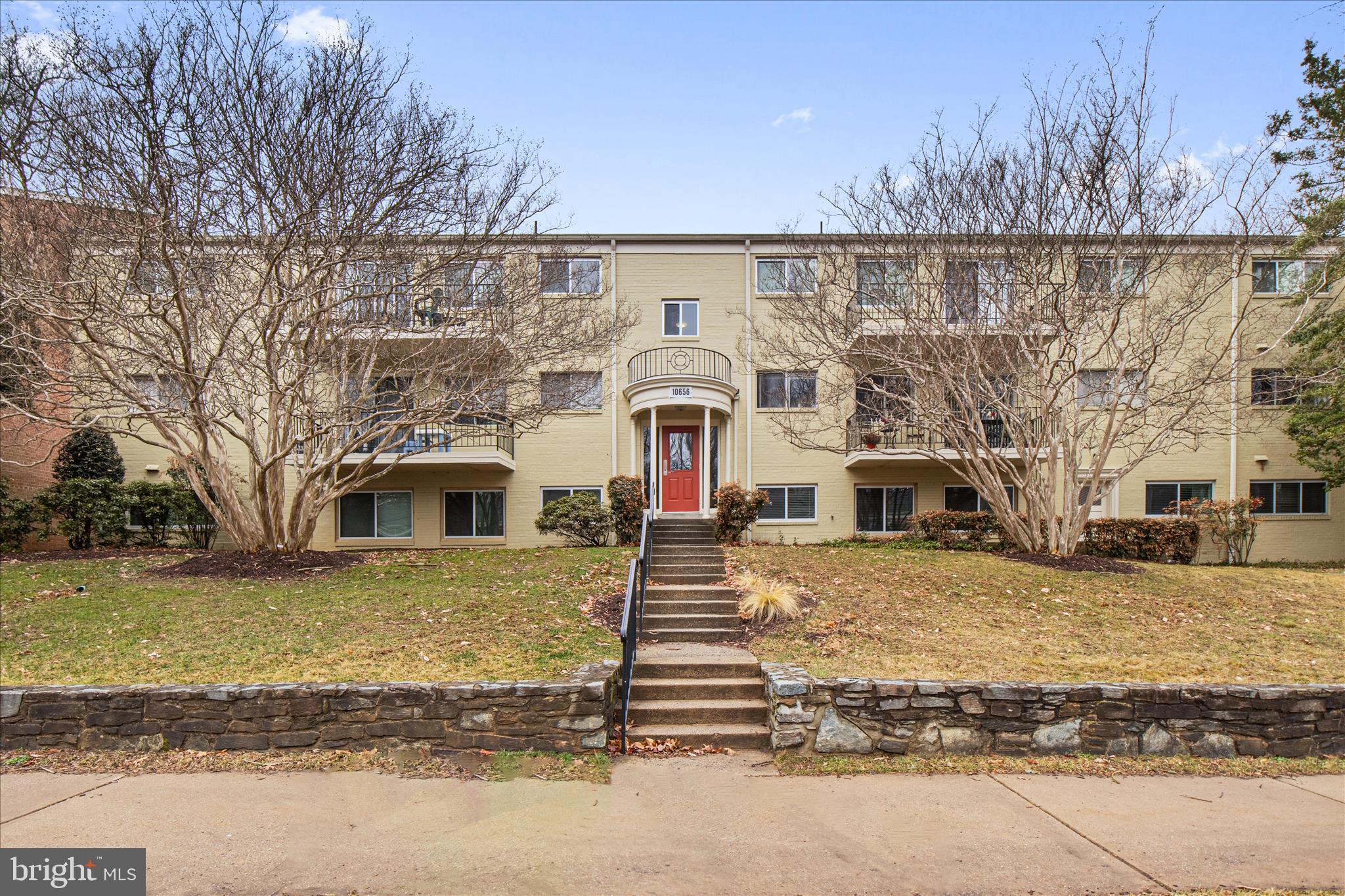 PARKSIDE CONDOMINIUMS - Residential