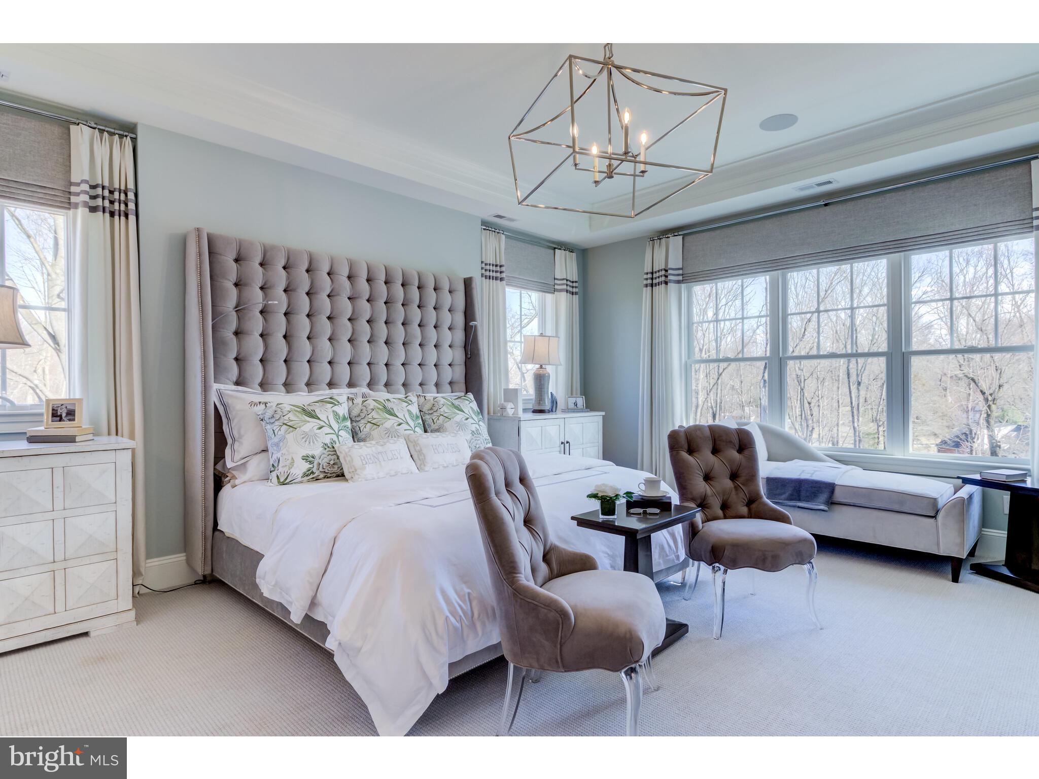 KNOBB HILL - Residential