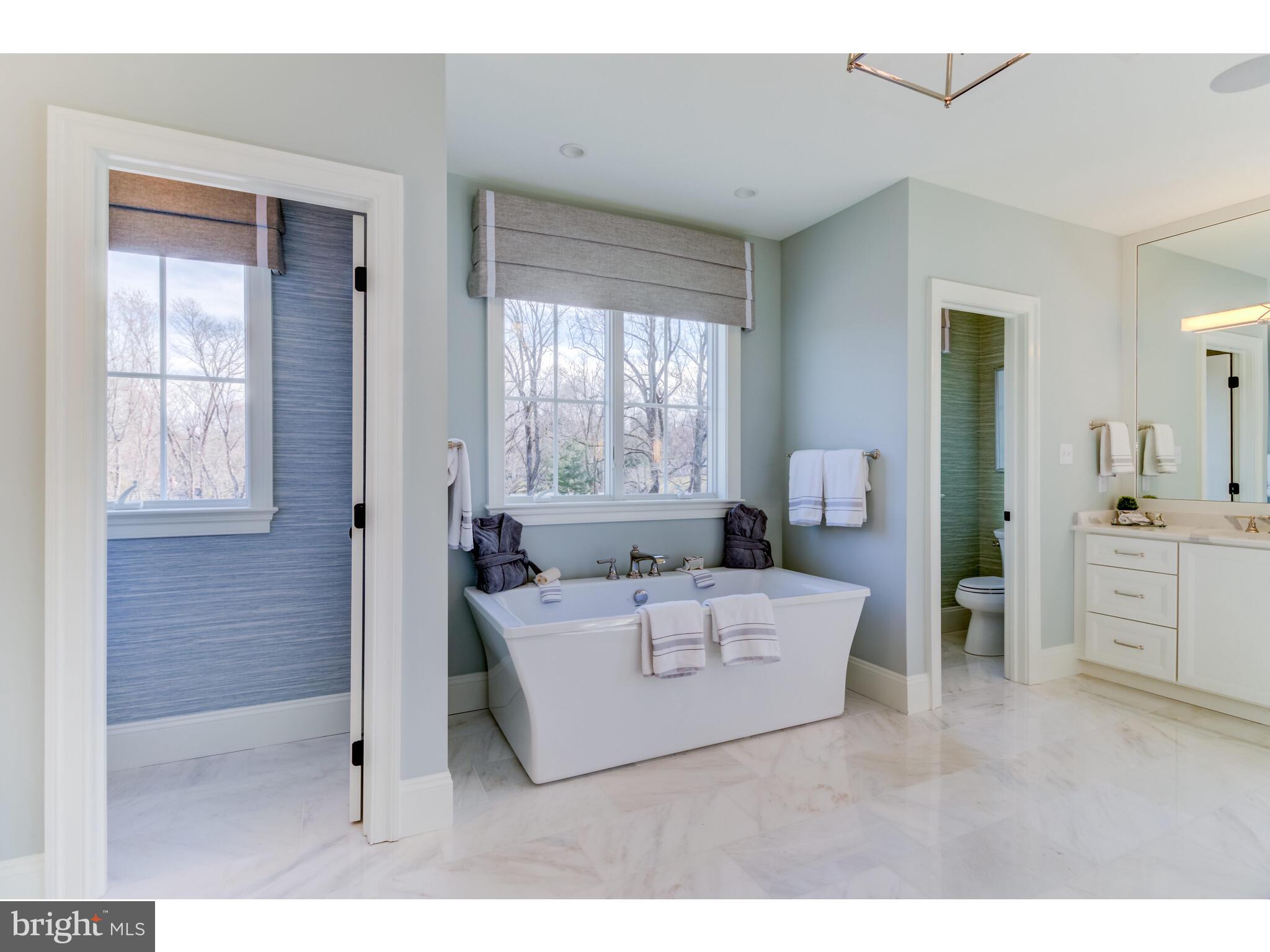 KNOBB HILL - Residential