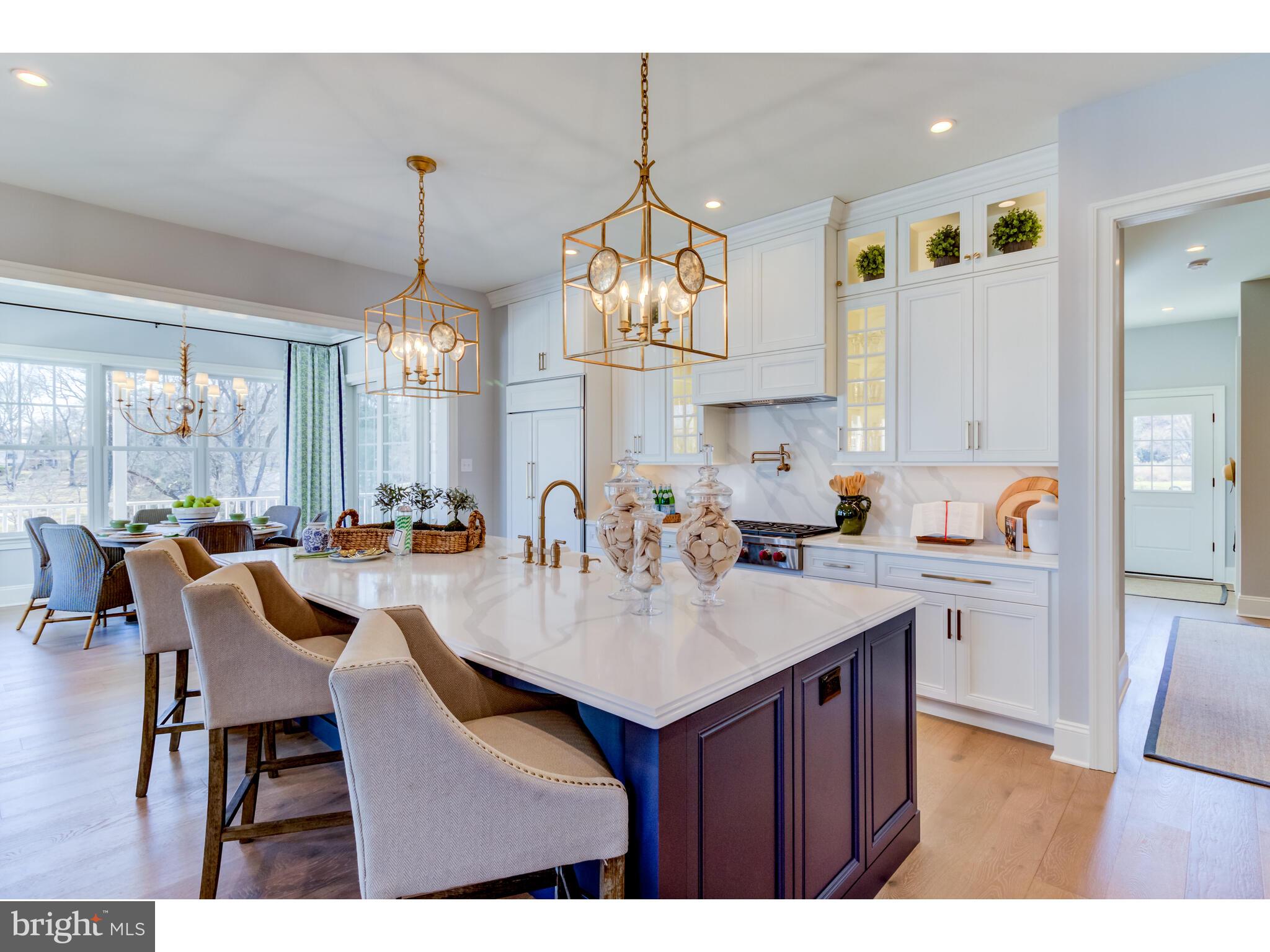 KNOBB HILL - Residential