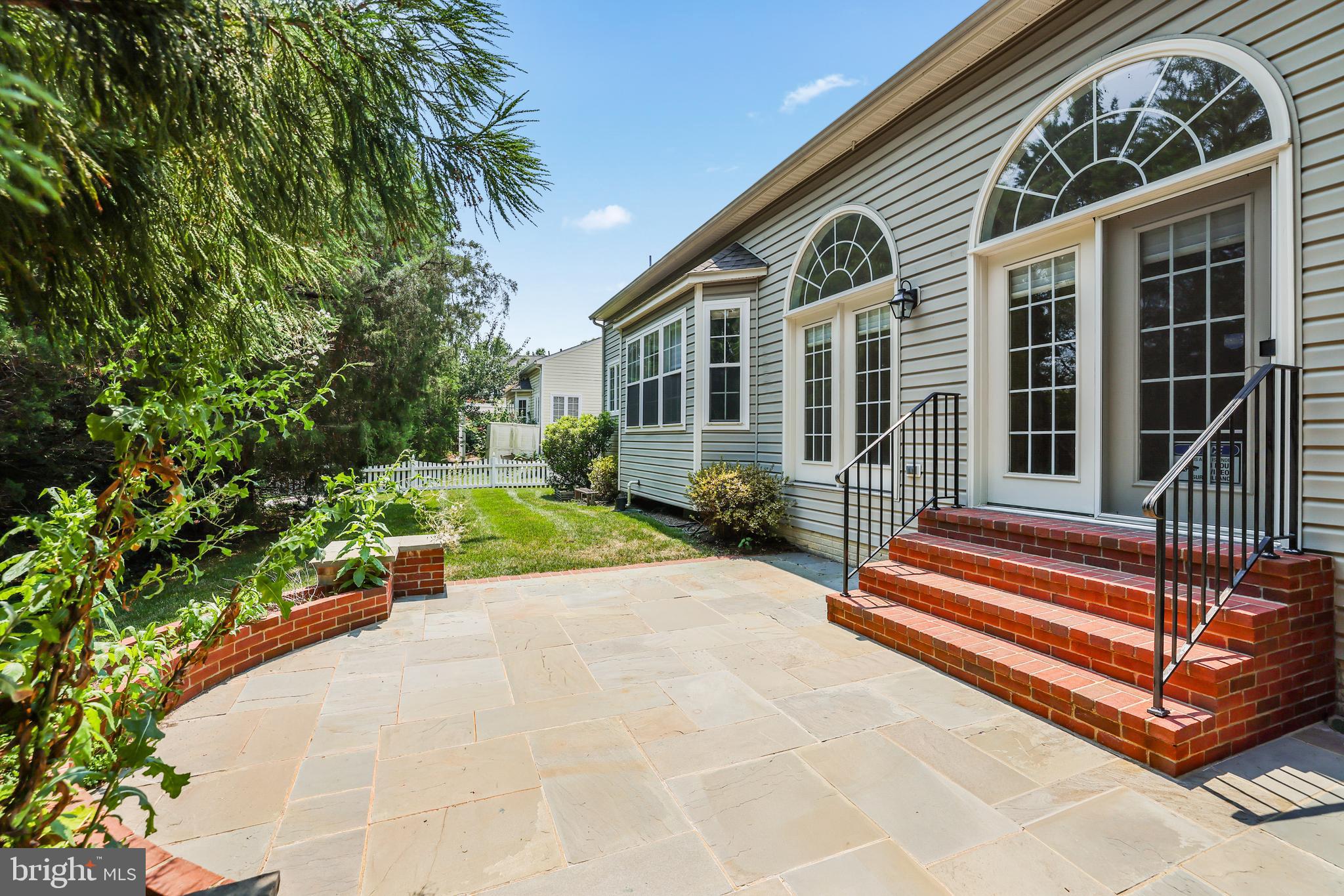 BROADLANDS - Residential